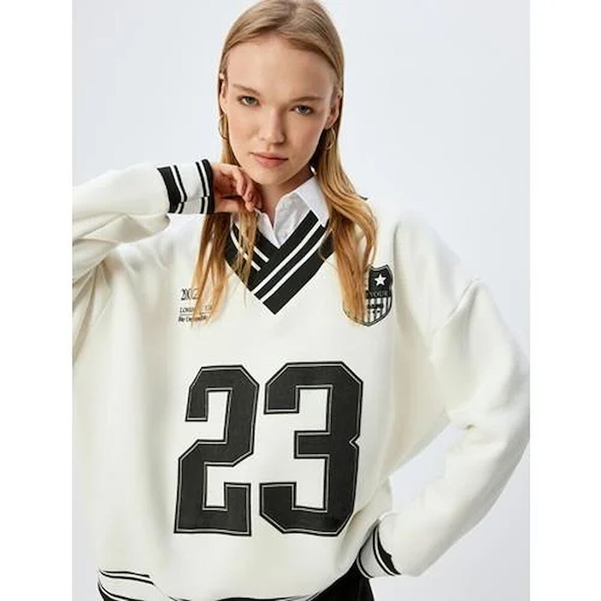 SWEATSHIRTS