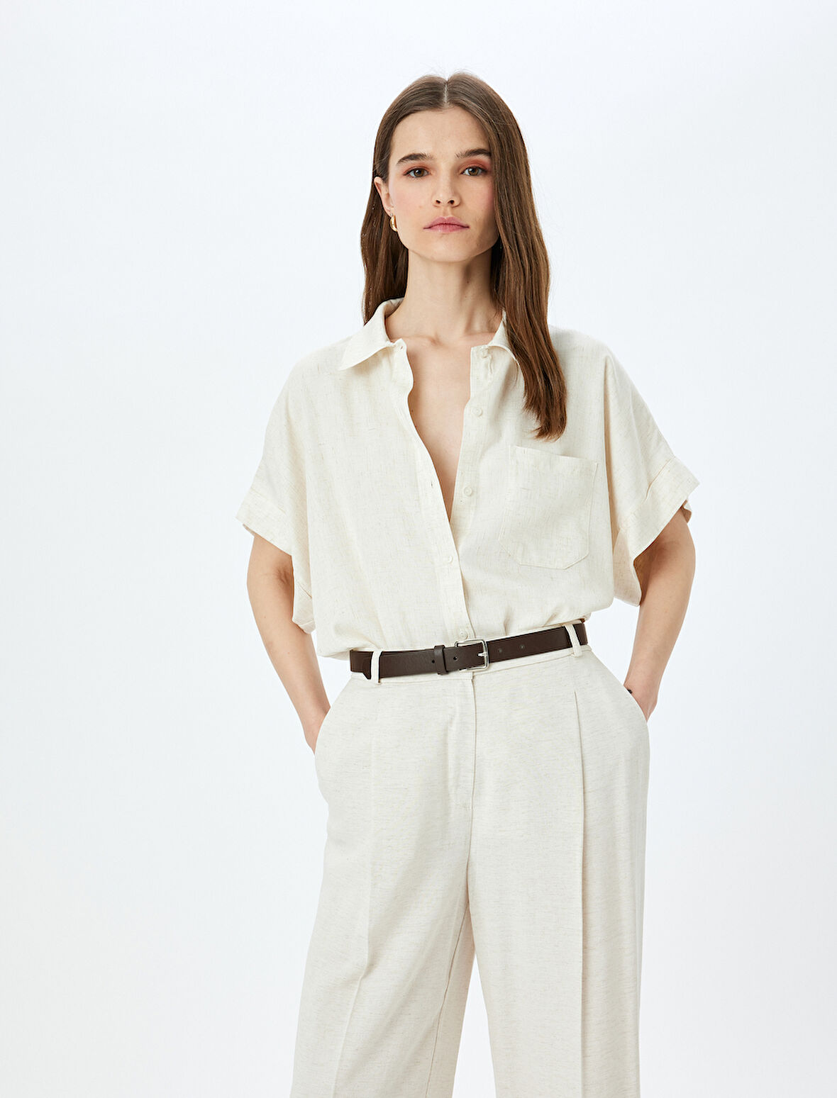 Tek Cep Detaylı Keten Karışımlı Kısa Kollu Gömlek