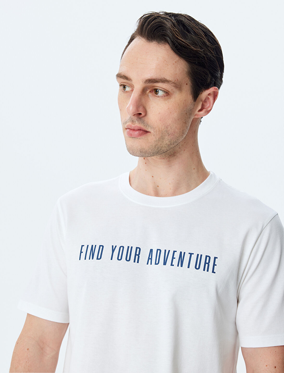 Bisiklet Yaka Regular Fit Pamuklu Kısa Kollu Slogan Baskılı Tişört