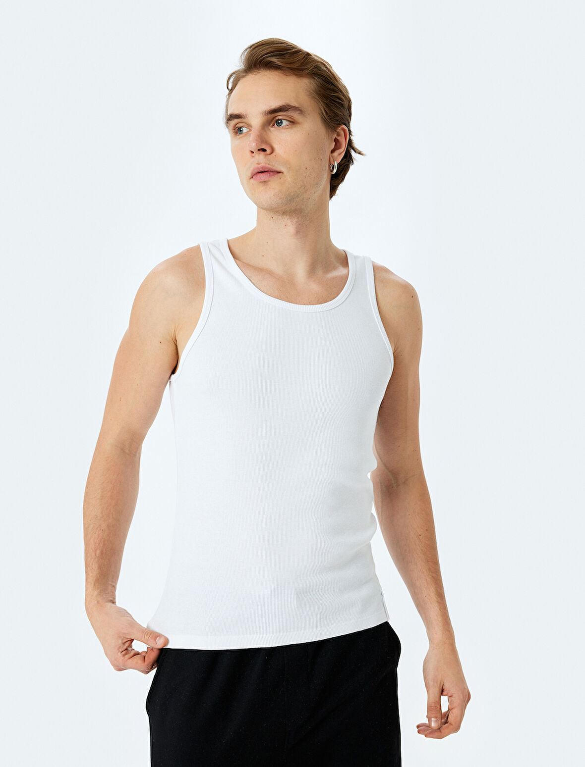 Bisiklet Yaka Slim Fit Kolsuz Basic Atlet