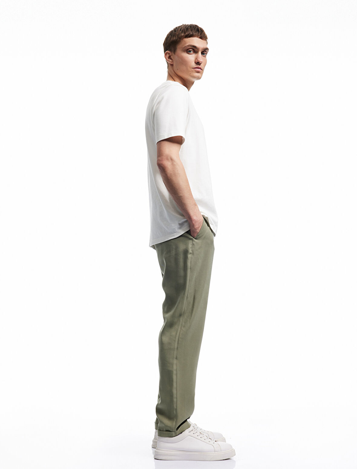 Viskon Cep Detaylı Rayon Tapered Beli Bağcıklı Eşofman Pantolon