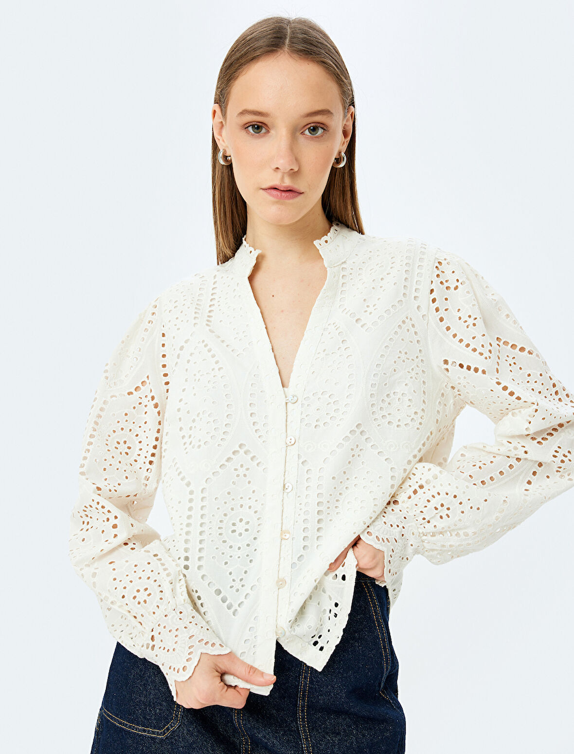 Hakim Yaka Uzun Kollu Düğmeli Fisto Gömlek