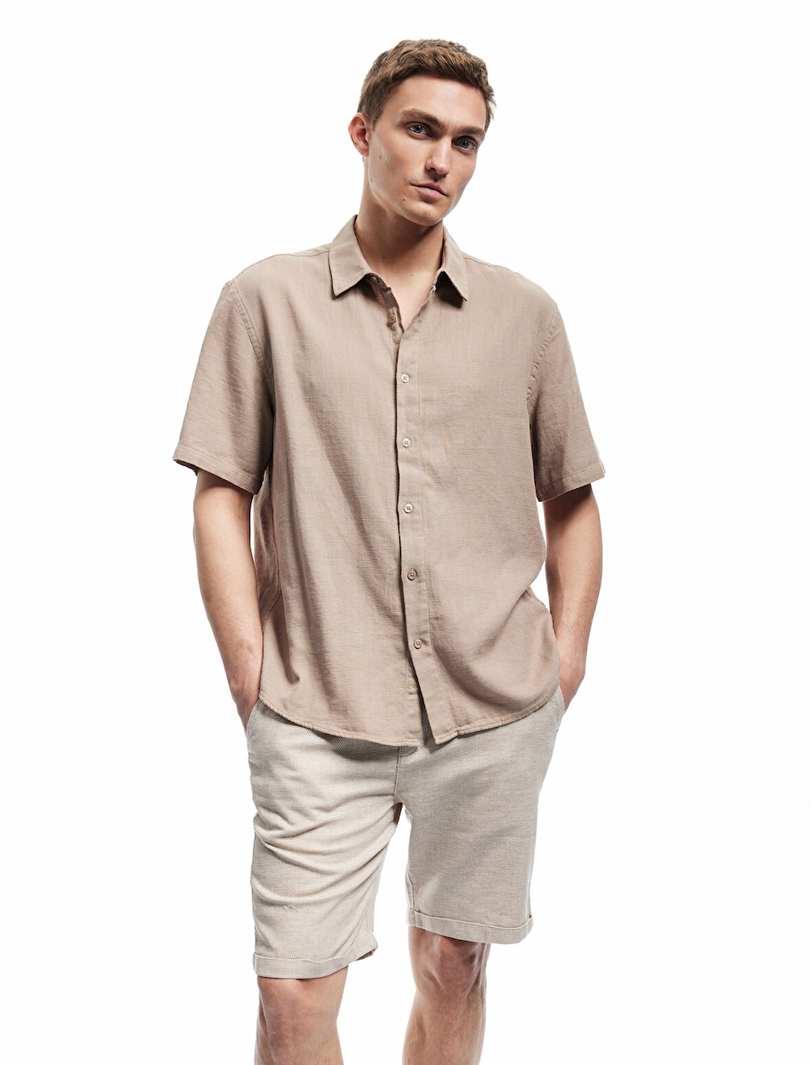 Düğmeli Cep Detaylı Keten Pamuk Karışımlı Bermuda Şort