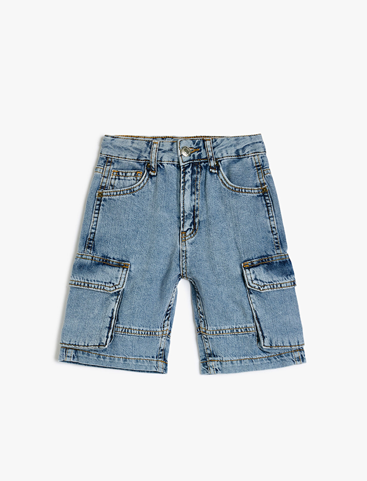 Kapaklı Cep Detaylı Pamuklu Oversize Denim Şort