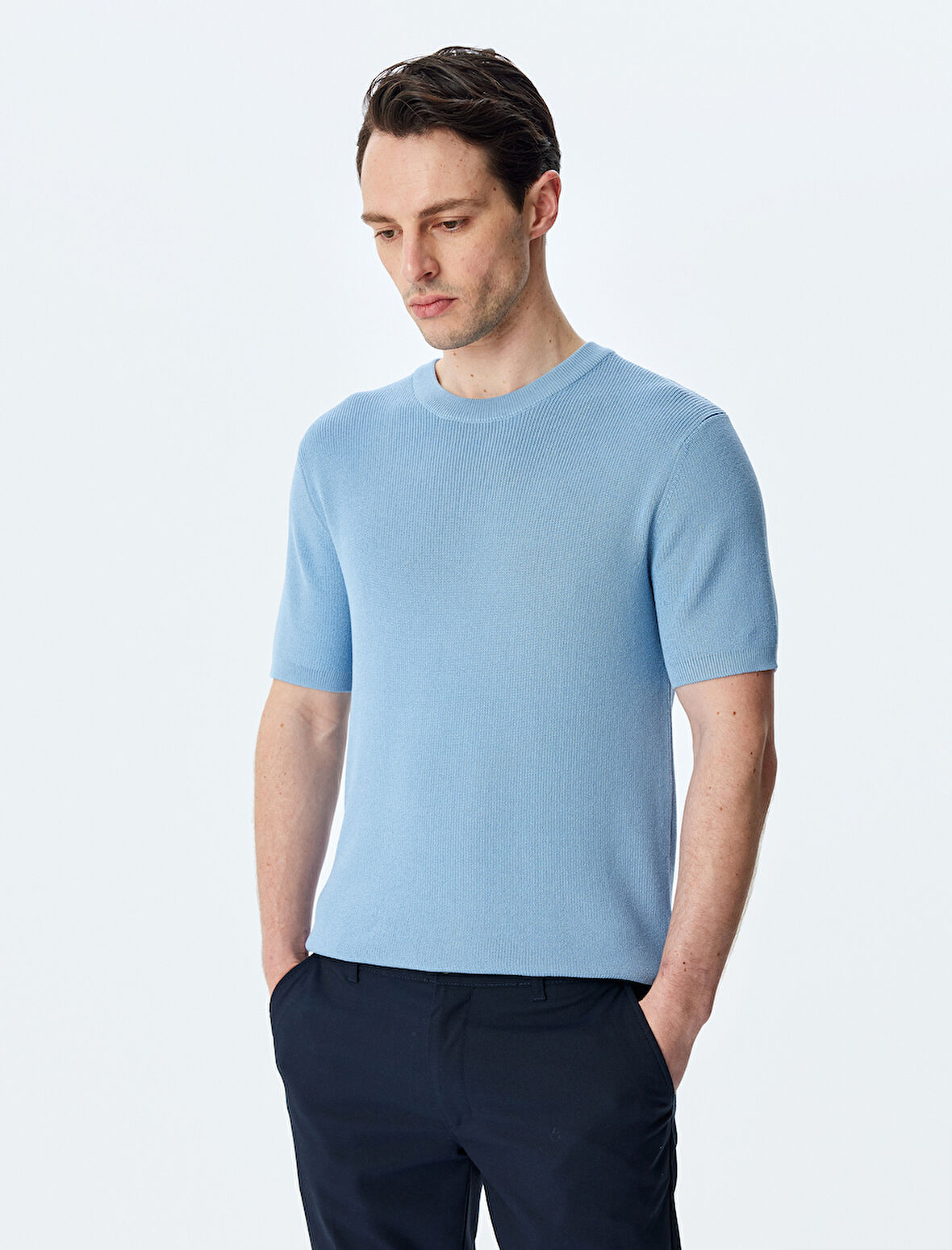 Bisiklet Yaka Regular Fit Viskon Karışımlı Kısa Kollu Triko Tişört