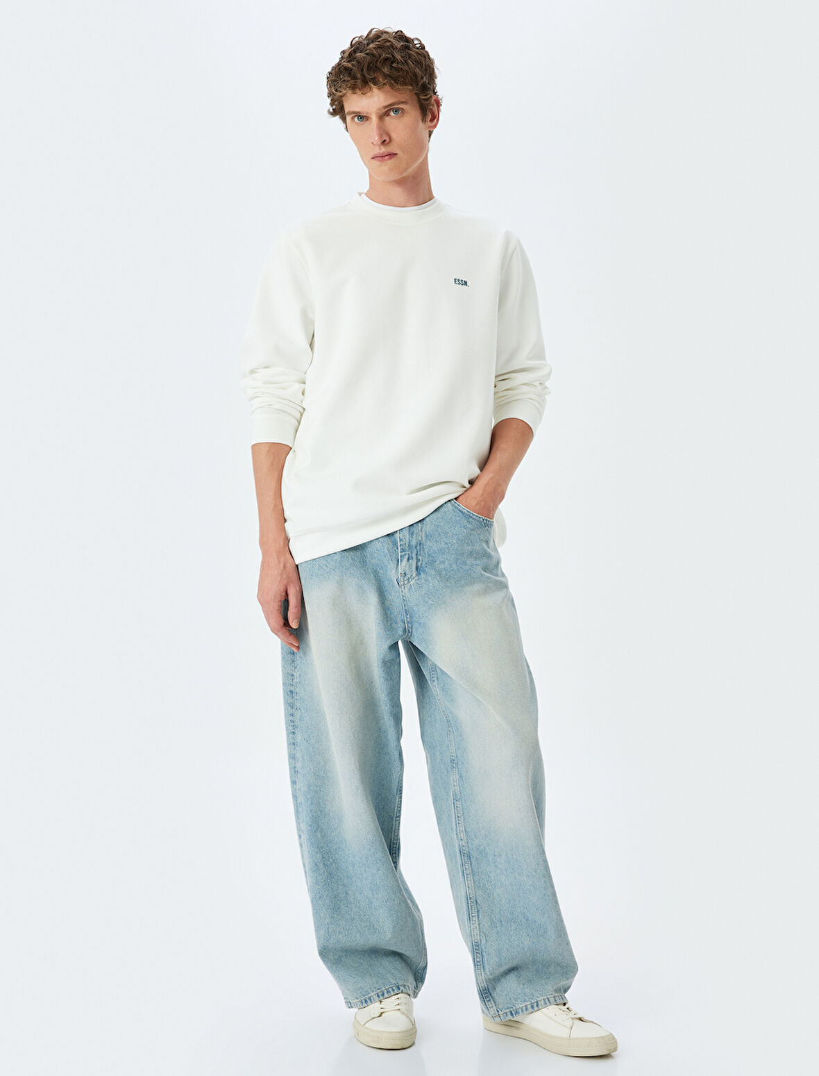 Bisiklet Yaka Basic Pamuk Karışımlı Minimal Baskılı Sweatshirt