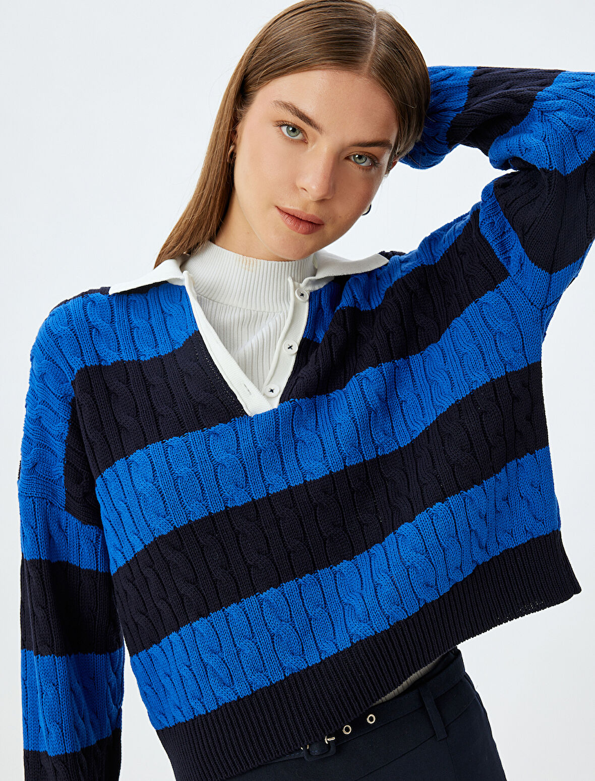 Polo Yaka Triko Kazak Saç Örgü Dokulu Düğmeli Renk Kontrastlı