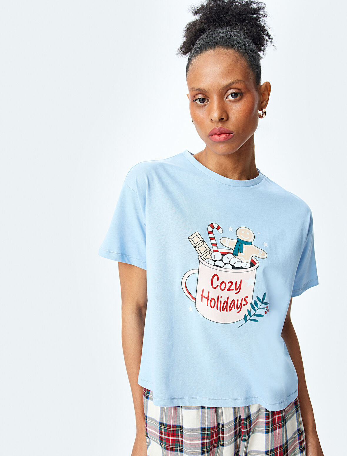 Yılbaşı Temalı Baskılı Kısa Kollu Pijama Üstü