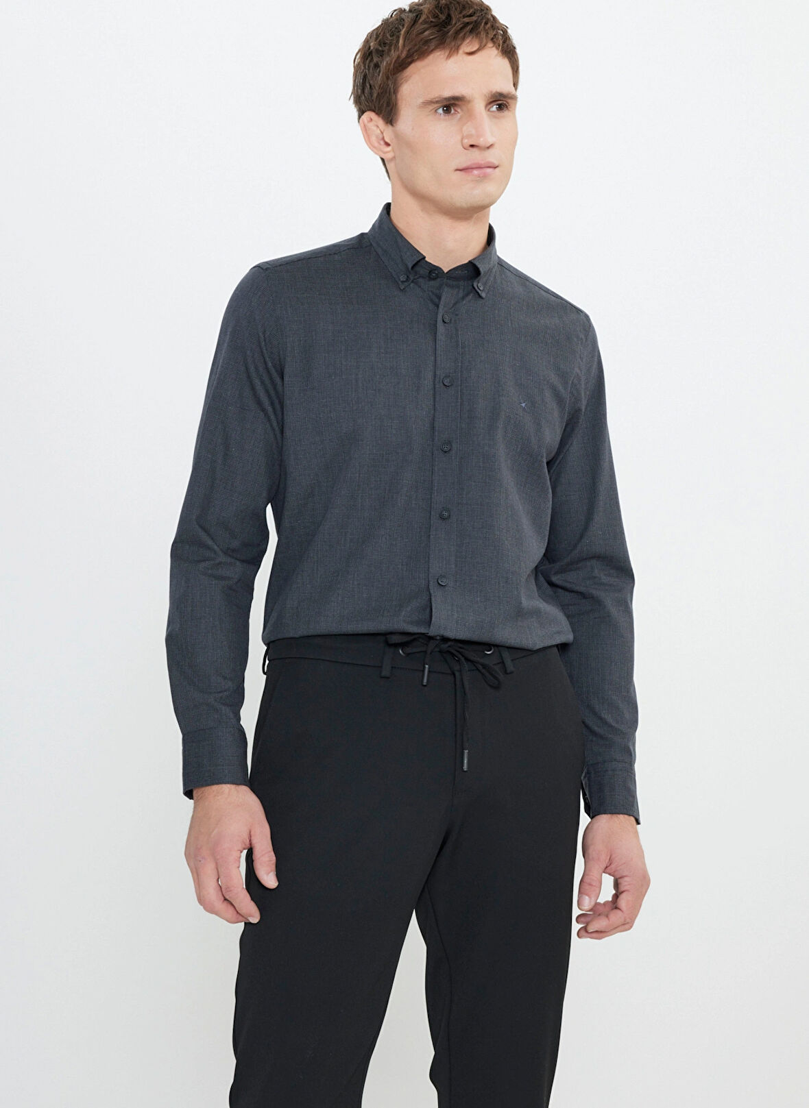 Altınyıldız Classics Slim Fit Klasik Yaka Siyah Erkek Gömlek ACE202510302_GÖMLEK PAR NM