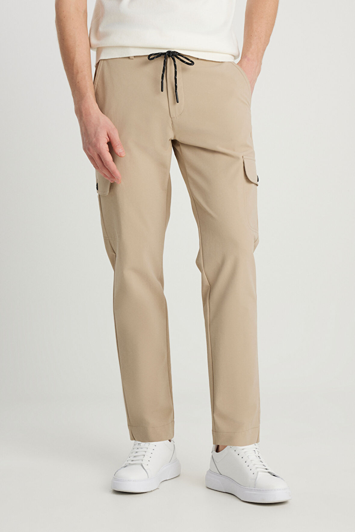 Slim Fit Dar Kesim Beli Bağlamalı Kargo Cepli Jogger Pantolon