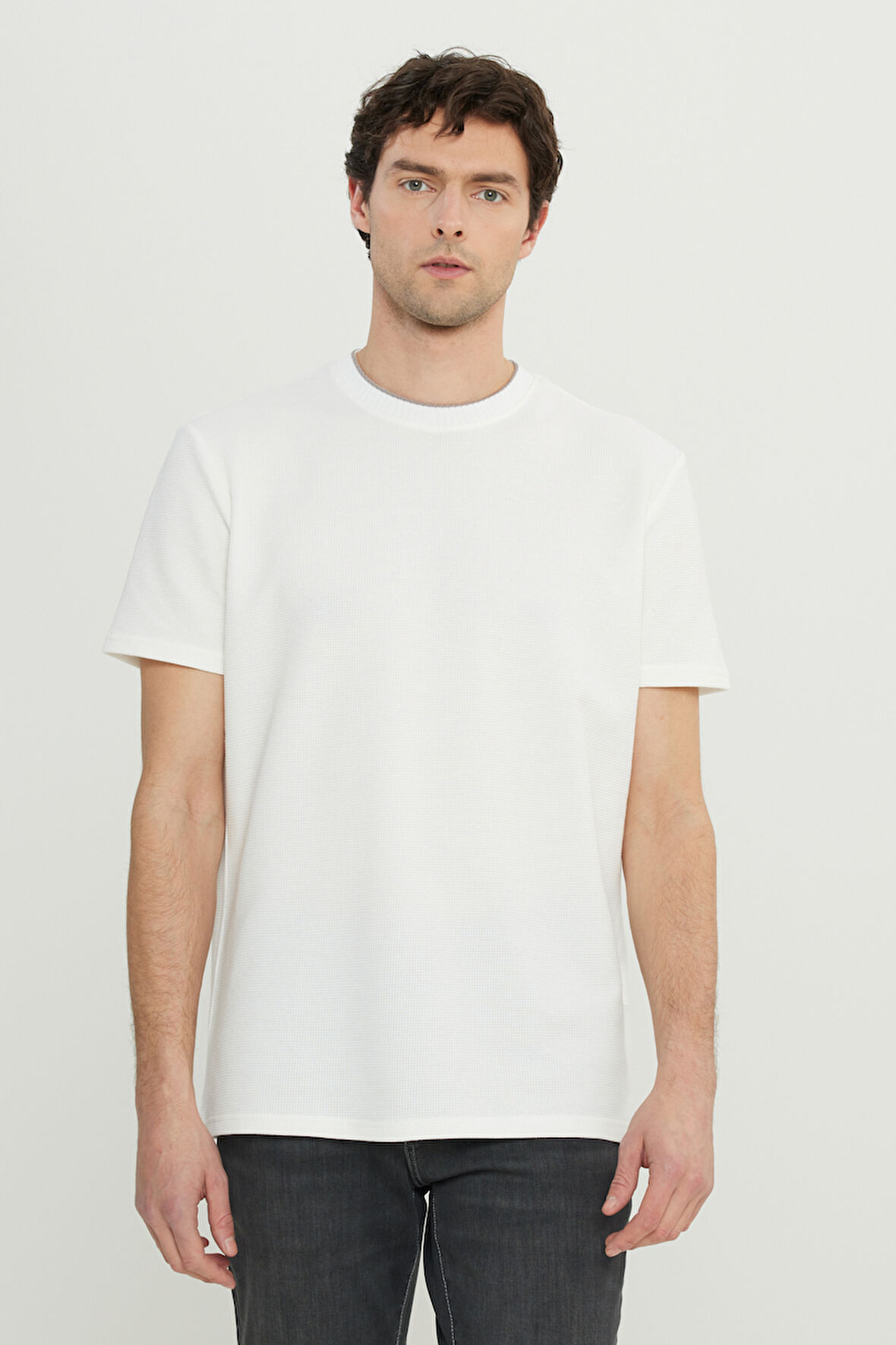 Pamuklu Slim Fit Dar Kesim Polo Yaka Jakarlı Esnek Tişört