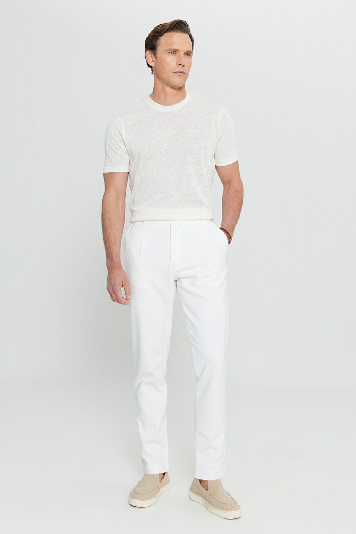 Pamuklu Slim Fit Dar Kesim Bisiklet Yaka Tişört