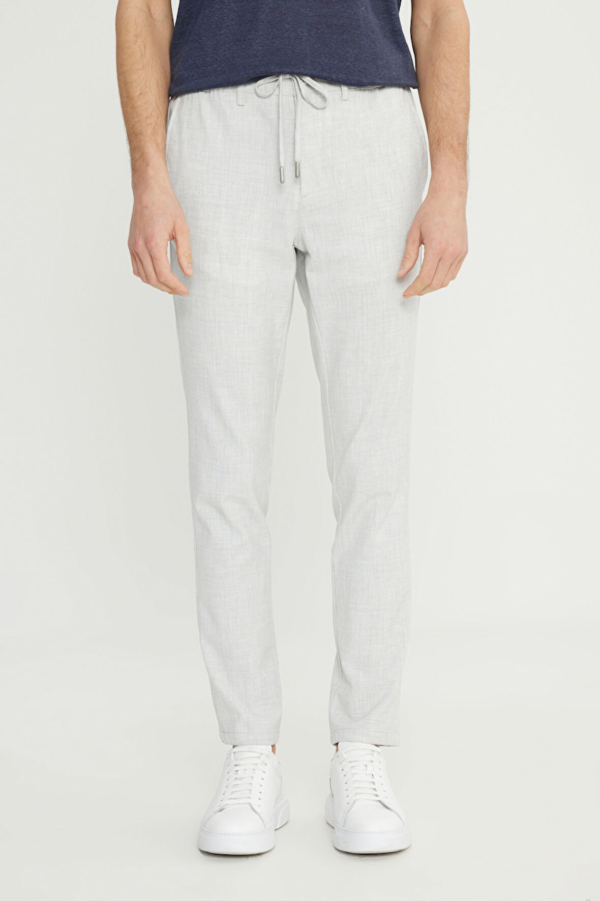 Slim Fit Dar Kesim Beli Bağlamalı Yan Cepli Esnek Pantolon