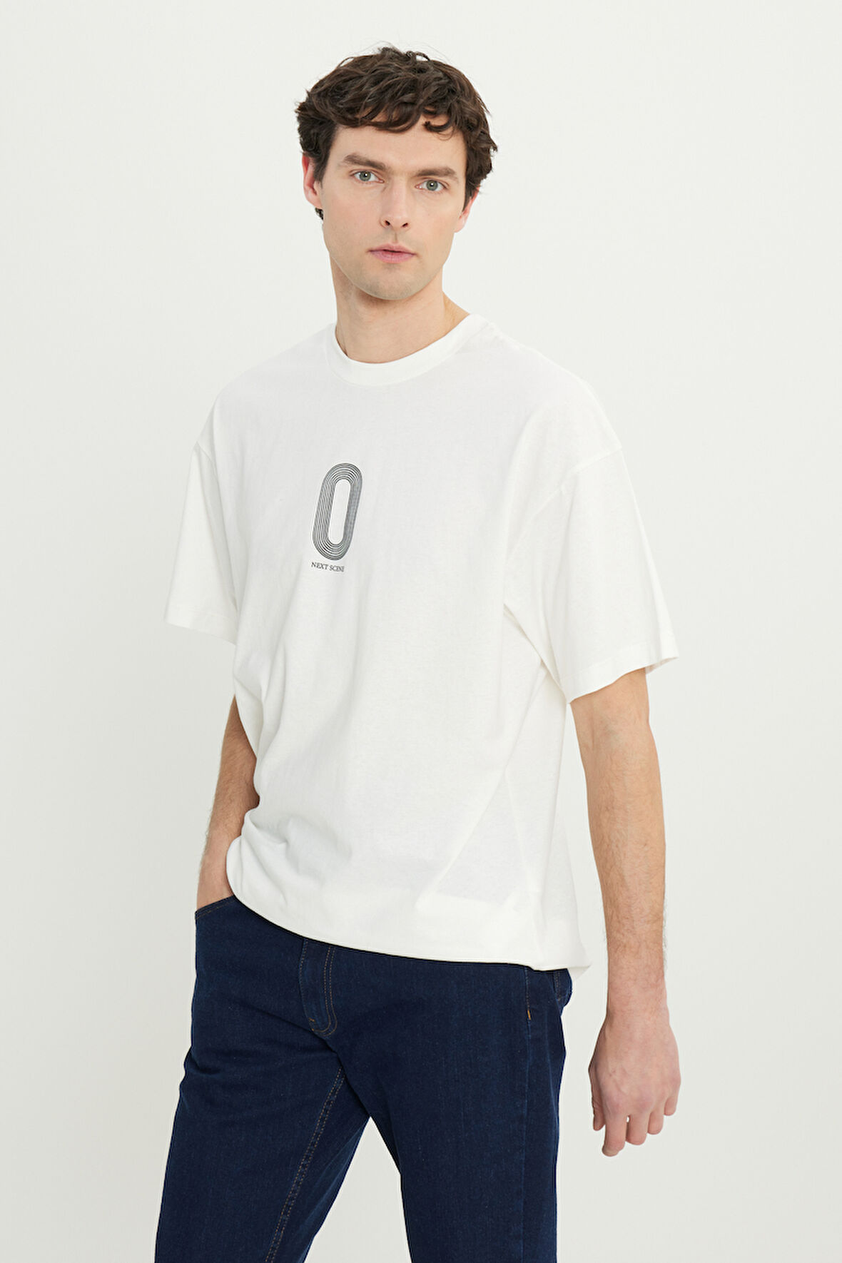 %100 Pamuk Oversize Fit Rahat Kesim Bisiklet Yaka Baskılı Tişört