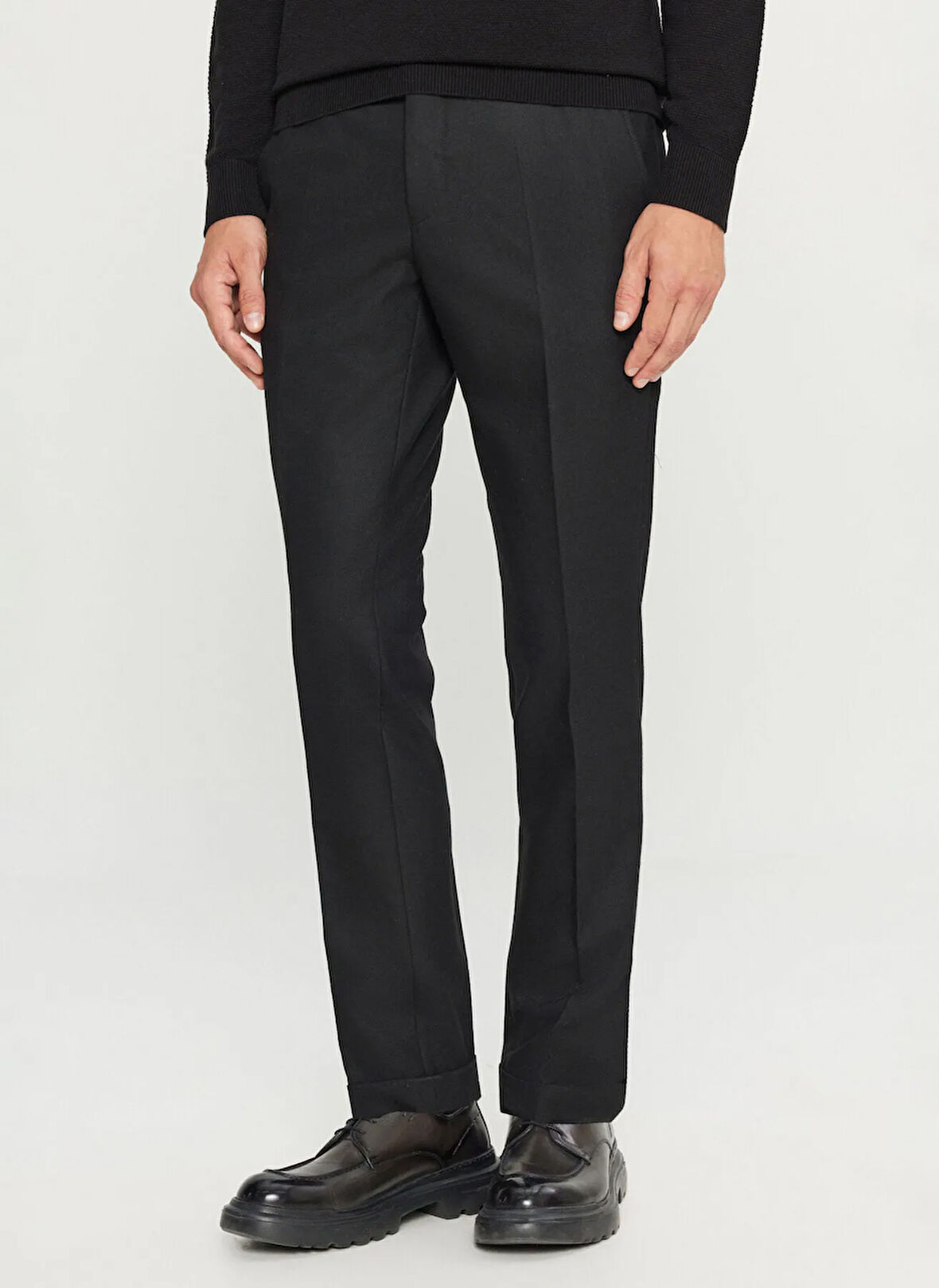 Altınyıldız Classics Lastikli Bel Duble Paça Slim Fit Siyah Erkek Pantolon ACE001261487_SYH