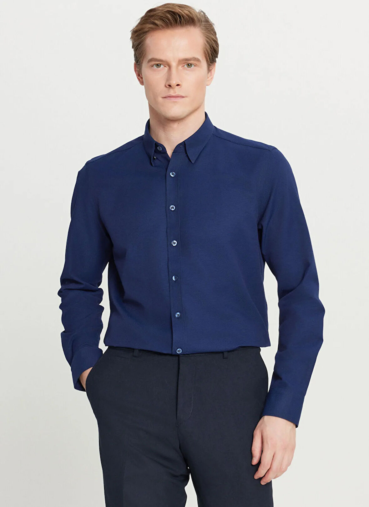 Altınyıldız Classics Tailored Fit Düğmeli Yaka Lacivert Erkek Gömlek ACE020261597_LAC