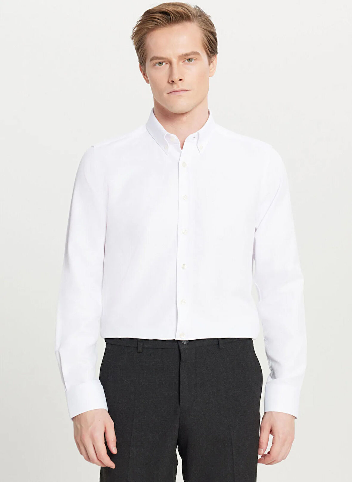 Altınyıldız Classics Tailored Fit Düğmeli Yaka Beyaz Erkek Gömlek ACE020261599_BYZ