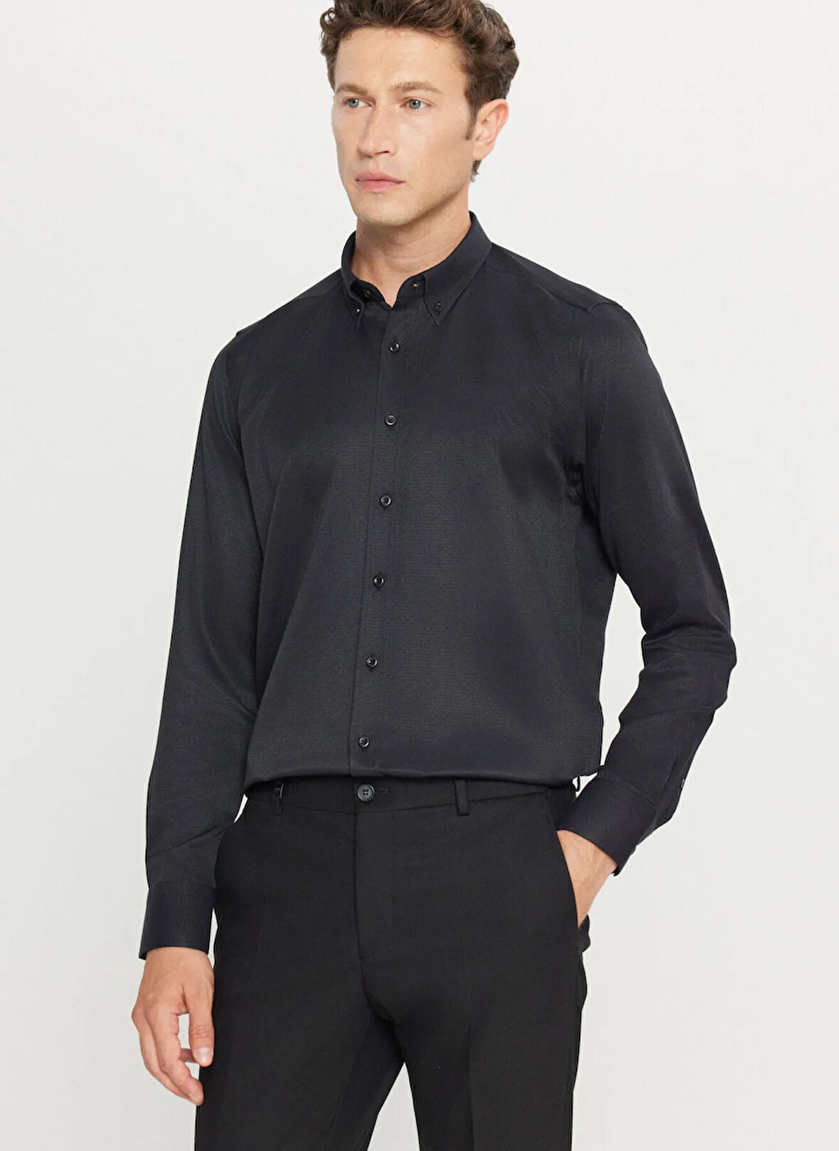 Altınyıldız Classics Tailored Fit Düğmeli Yaka Siyah Erkek Gömlek ACE020261599_SYH