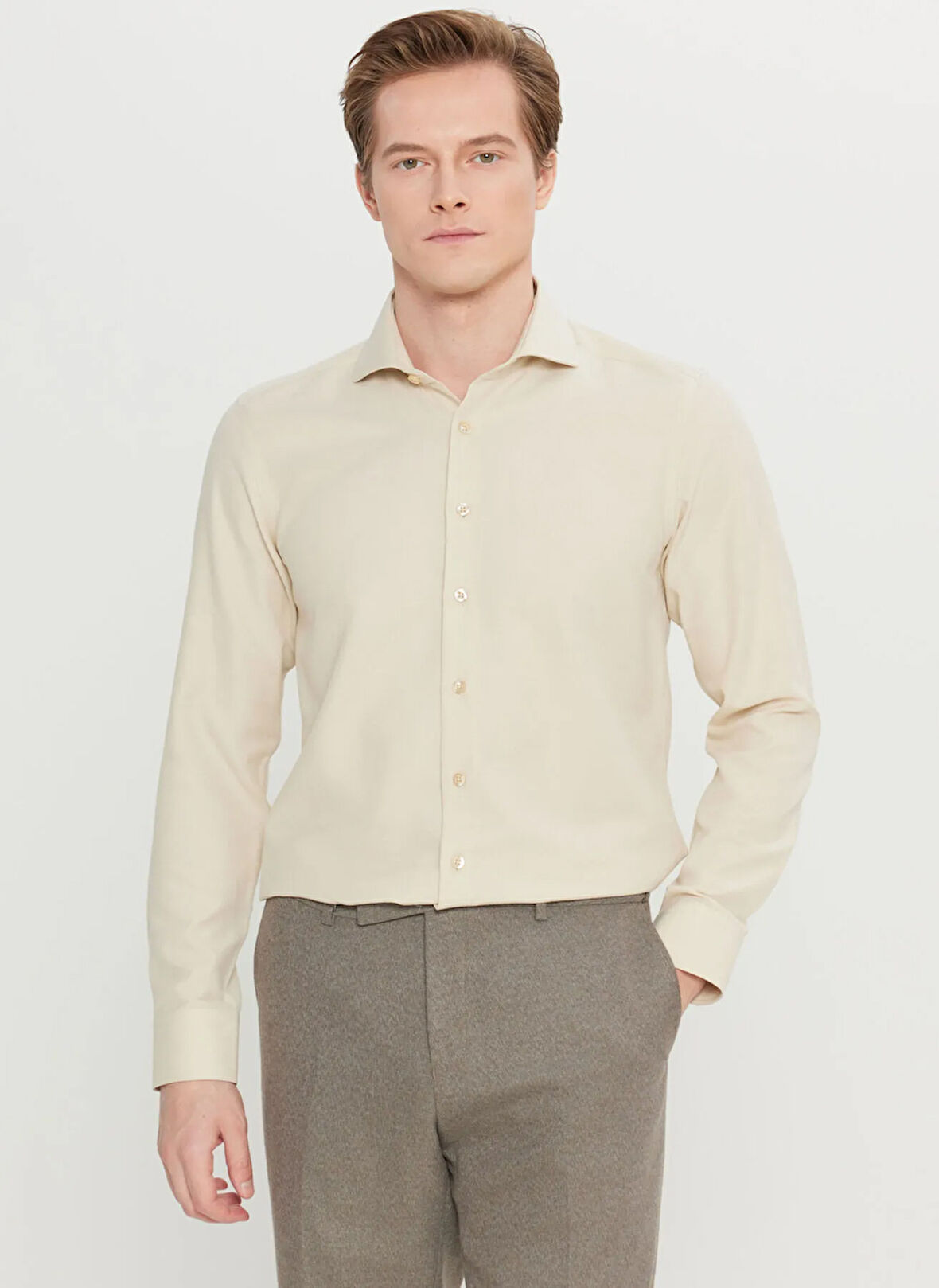 Altınyıldız Classics Tailored Fit İtalyan Yaka Bej Erkek Gömlek ACE020261606_BEJ