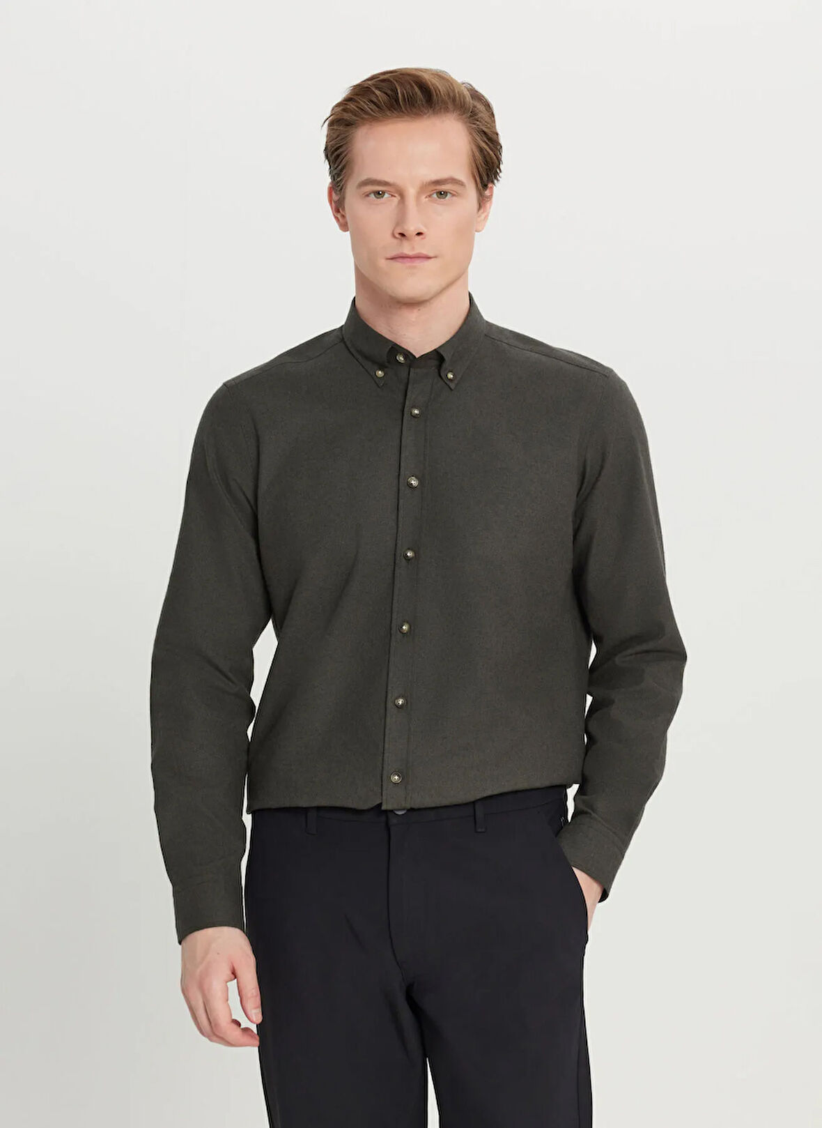 Altınyıldız Classics Slim Fit Düğmeli Yaka Haki Erkek Gömlek ACE020261519_HAK