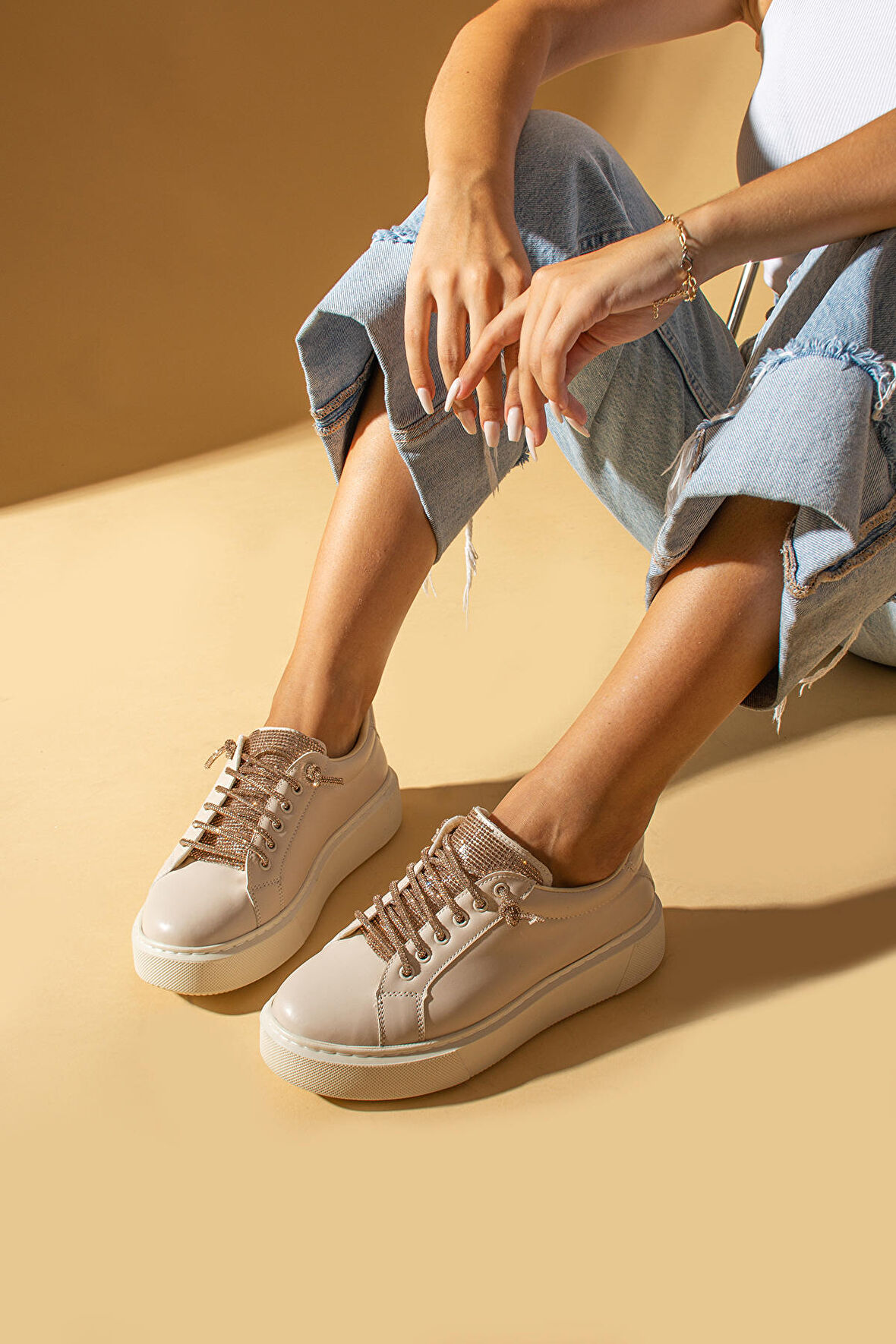 Pembe Potin Yüksek Taban Bağcıklı Taşlı Kadın Sneaker 57-1040-23