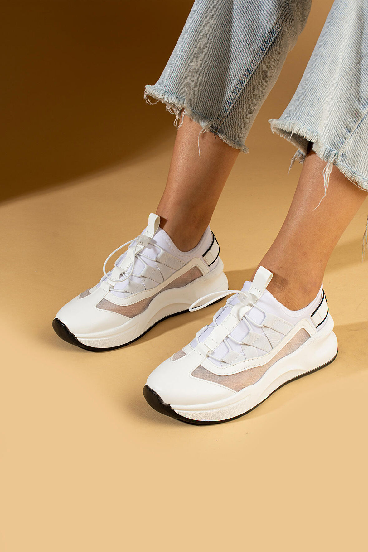 Pembe Potin Yüksek Taban Lastik Bağcıklı Fileli Kadın Sneaker 36-728-24