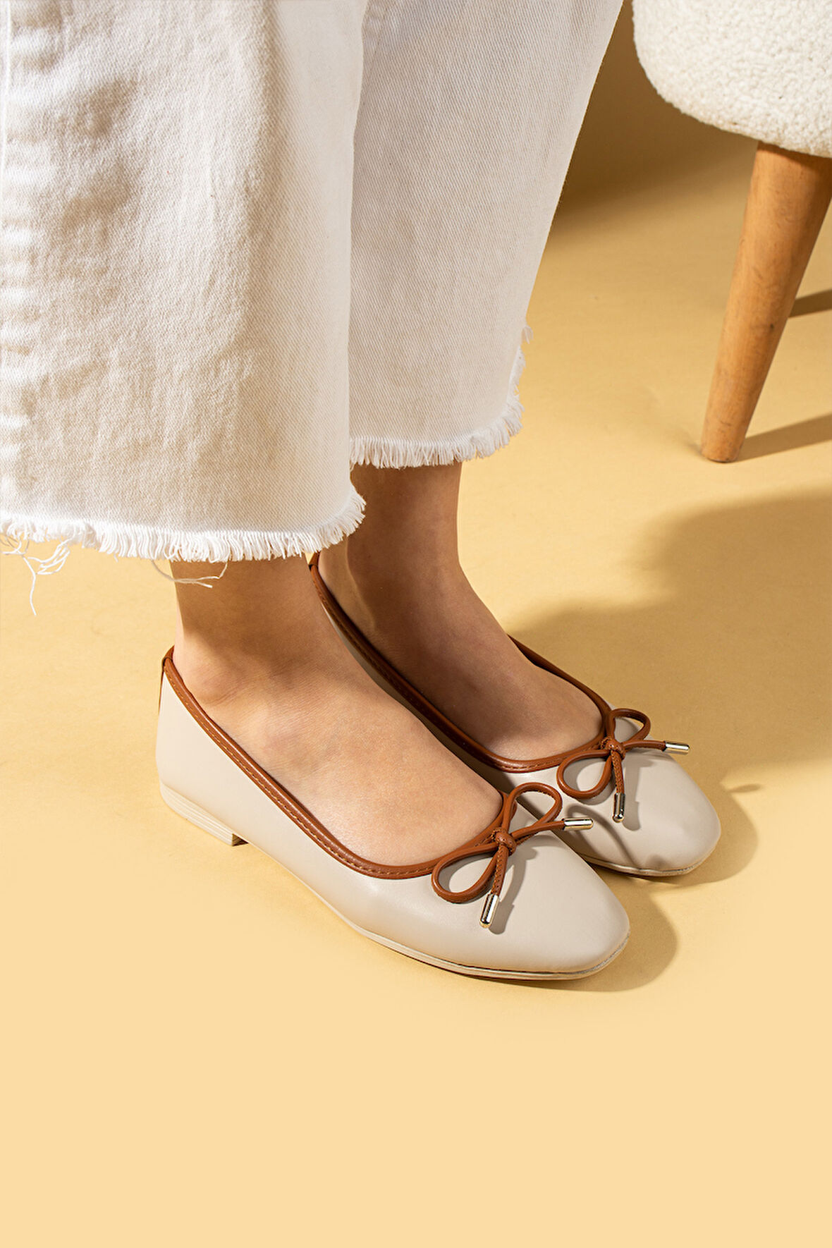 Pembe Potin Fiyonk Detaylı Rahat Taban Kadın Babet 57-34-25Çt