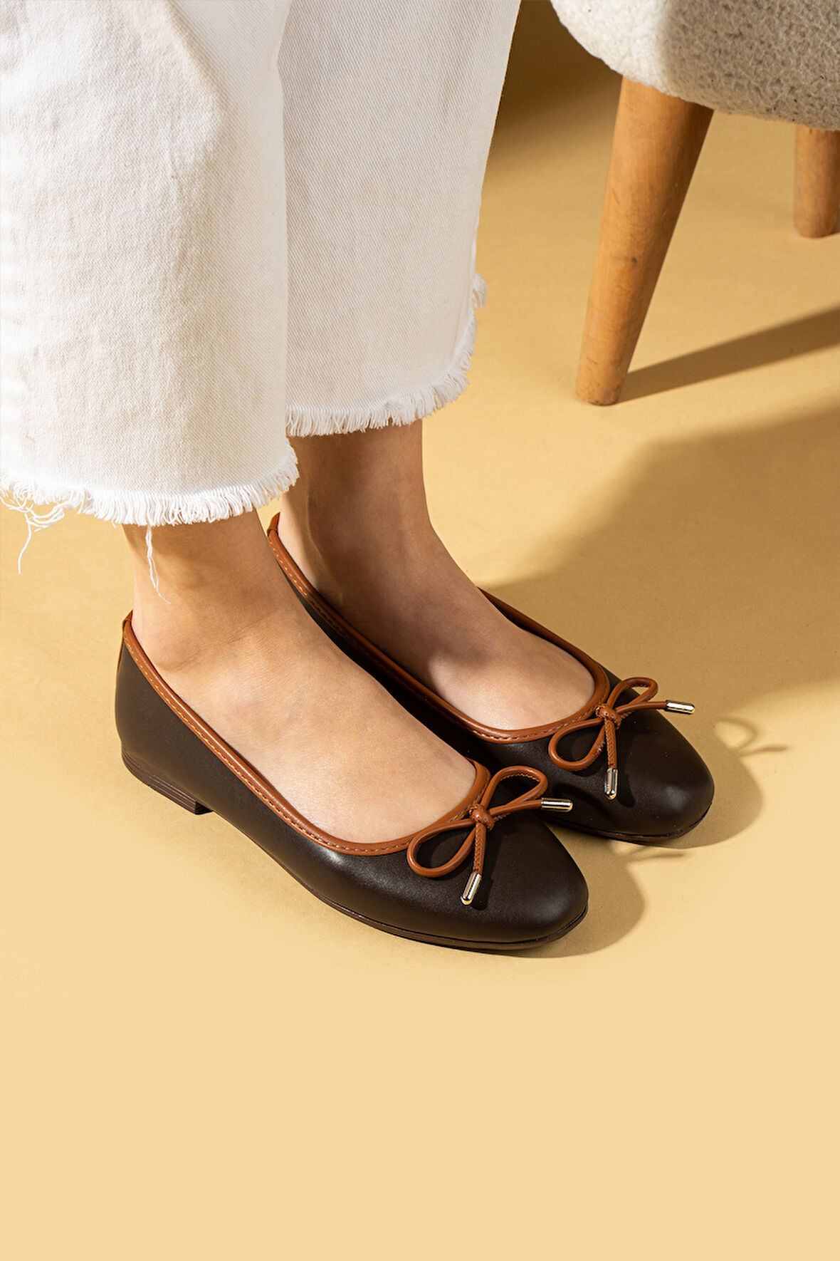 Pembe Potin Fiyonk Detaylı Rahat Taban Kadın Babet 57-34-25Çt