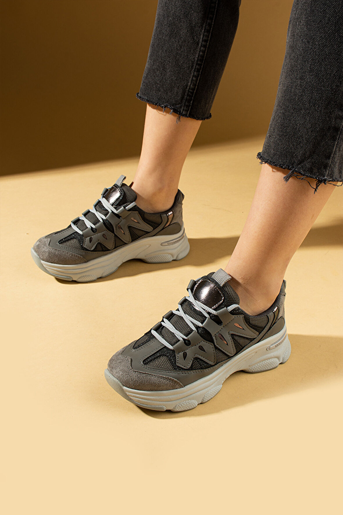 Pembe Potin Bağcıklı Rahat Taban Kadın Sneakers 36-873-25