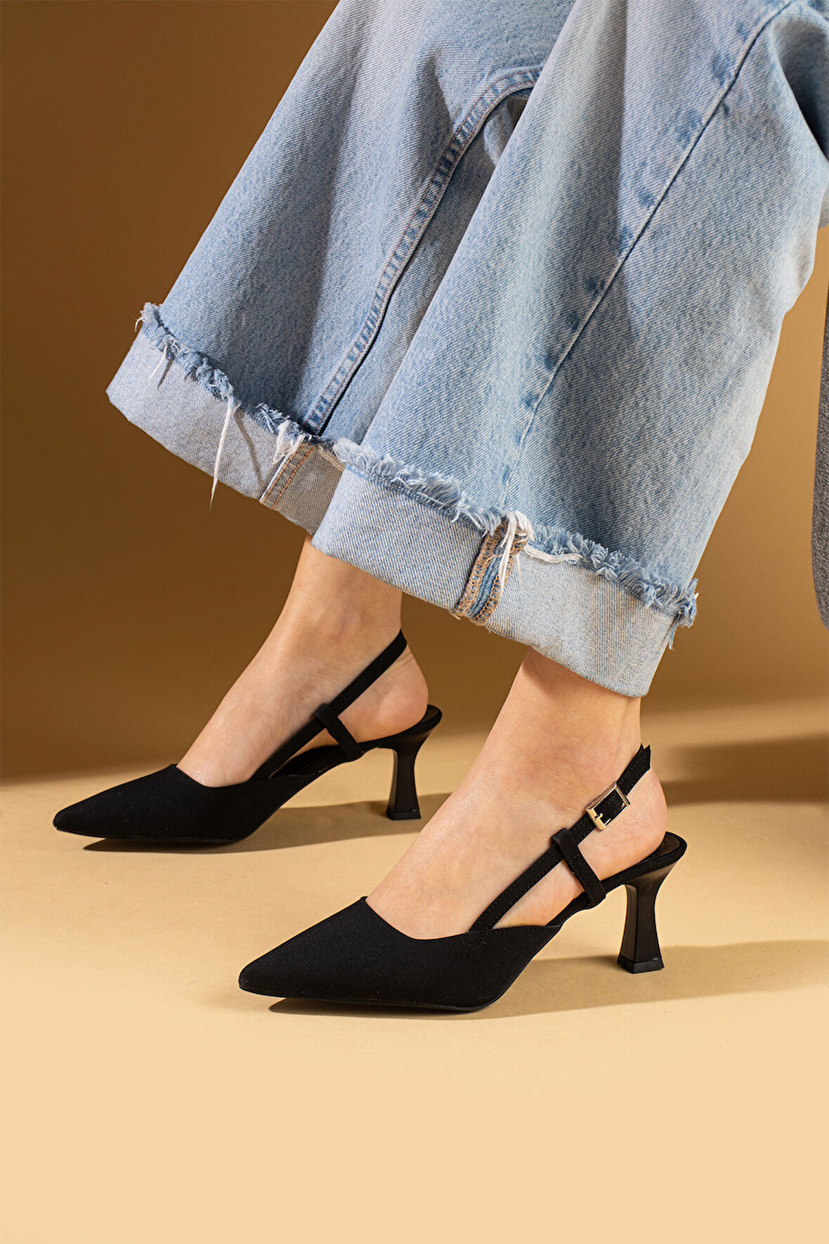 Pembe Potin Sivri Burun Kadeh Topuklu Slingback Kadın Ayakkabı 71-531-25Saten
