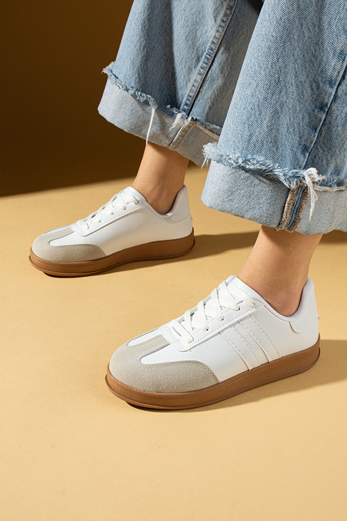 Pembe Potin Rahat Taban Bağcıklı Kadın Sneaker 001-7001-25