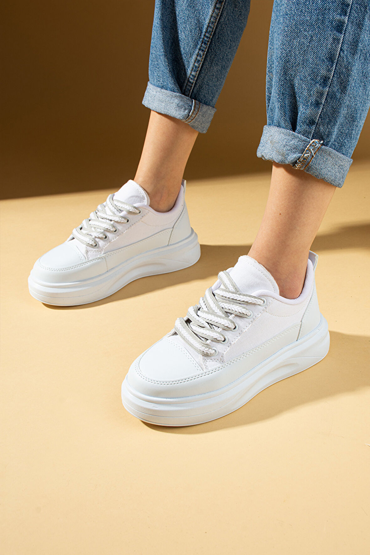 Pembe Potin Kalın Taban Renkli Bağcıklı Hafif Taban Kadın Sneakers 89-049-25