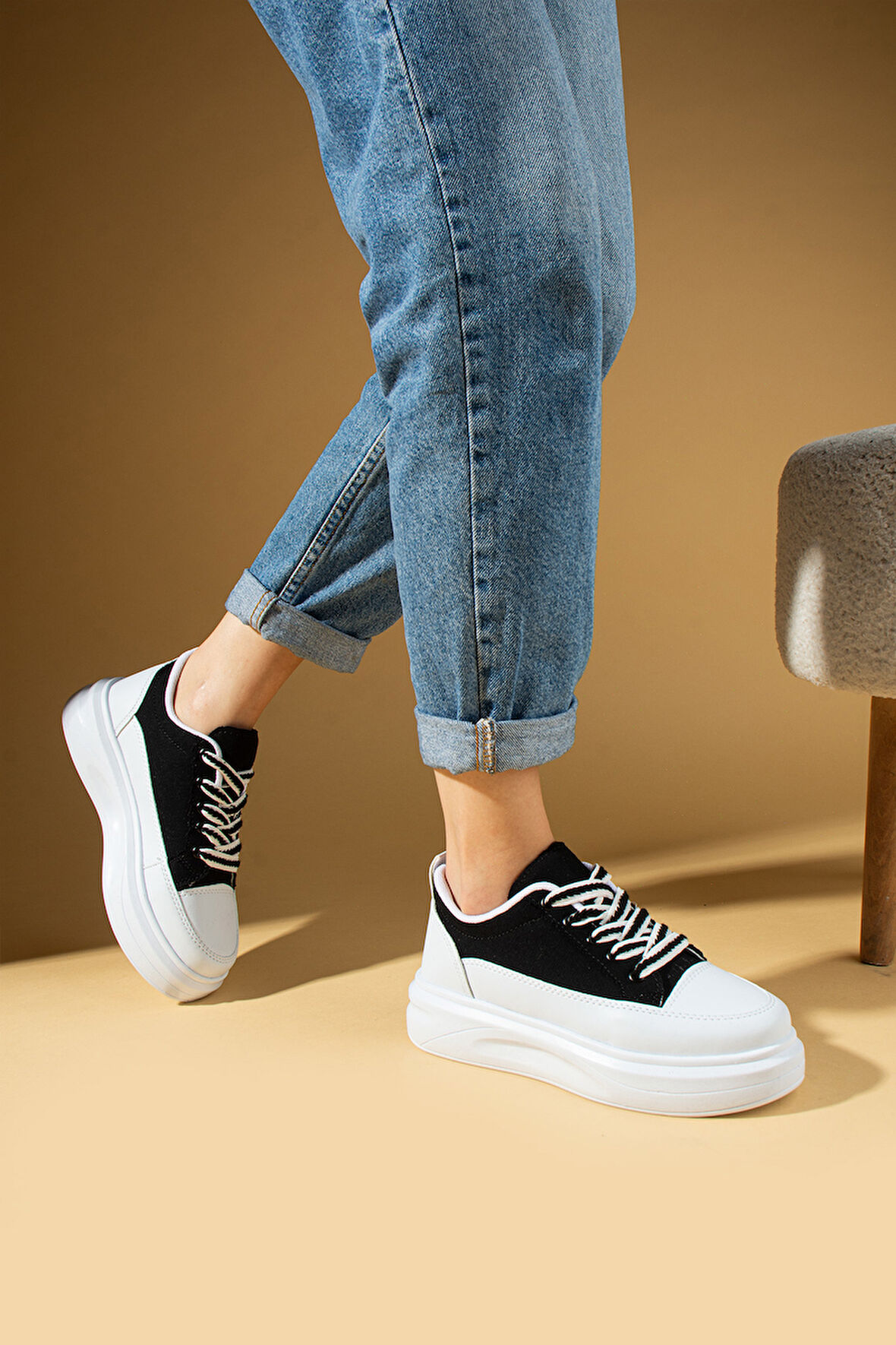 Pembe Potin Kalın Taban Renkli Bağcıklı Hafif Taban Kadın Sneakers 89-049-25Byaz