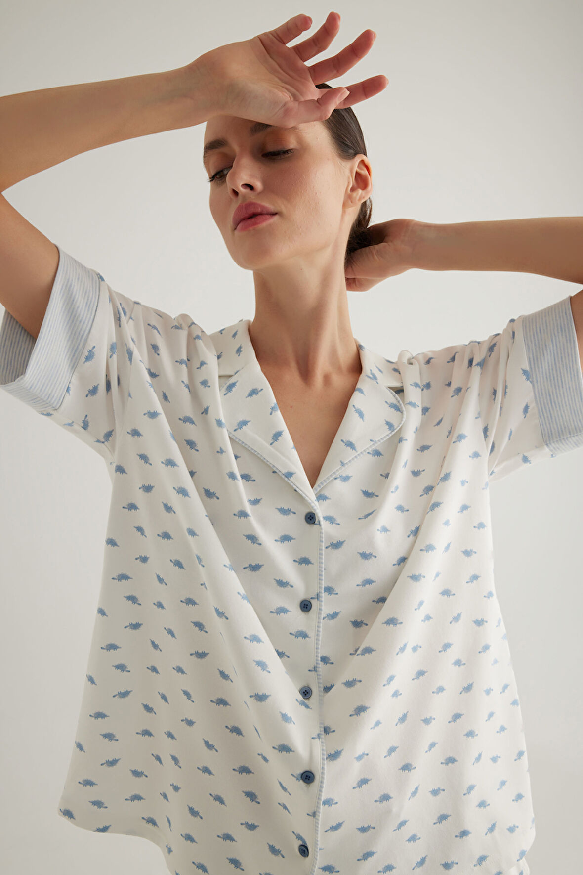 Kadın Pamuklu Gömlek Yaka Pijama Üstü