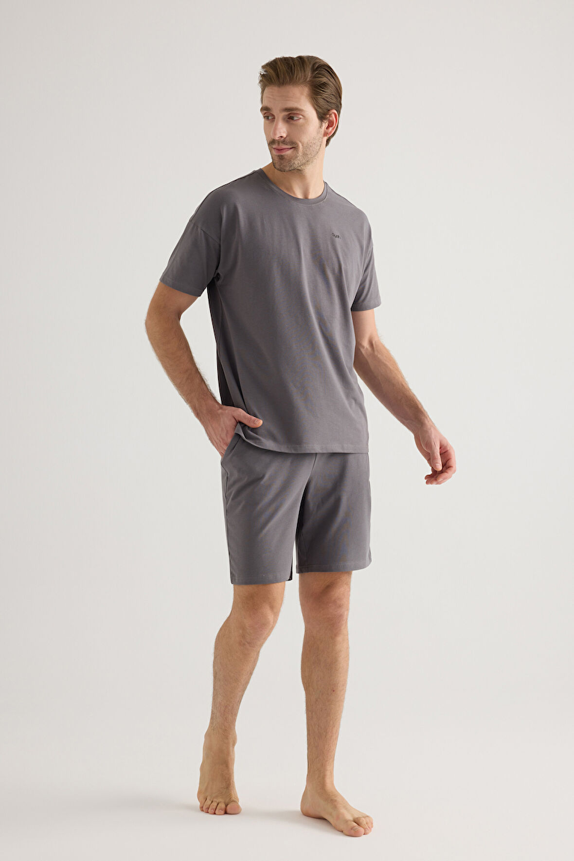 Erkek Pamuklu Kısa Kollu Şortlu Pijama Takımı