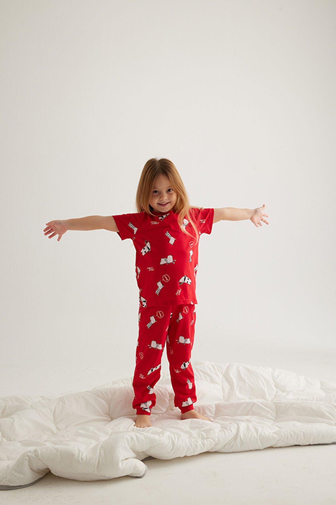 Kız Çocuk Pamuklu Kısa Kollu Uzun Pijama Takımı