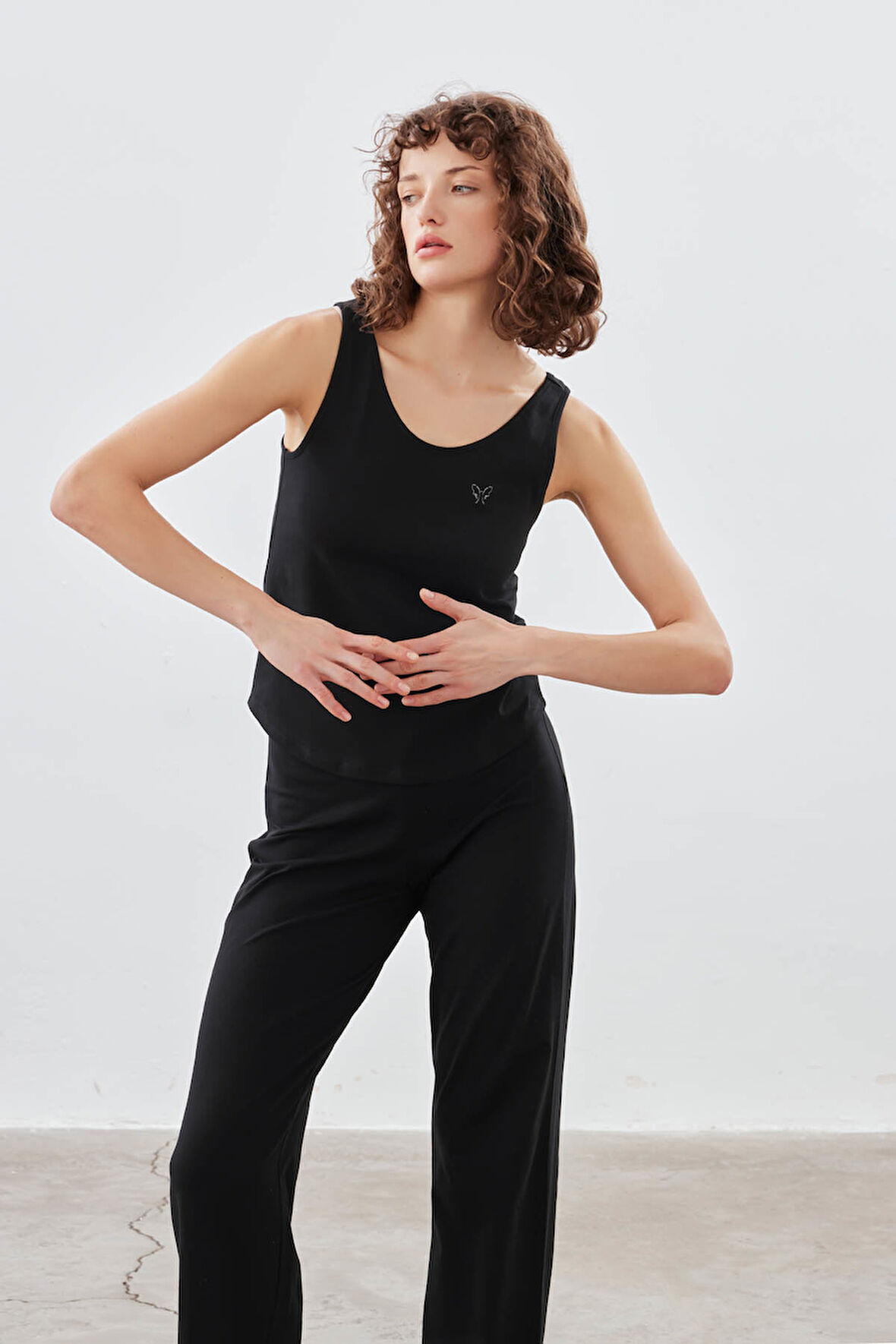 Kadın Pamuklu Kalın Askılı Atlet Pijama Üstü