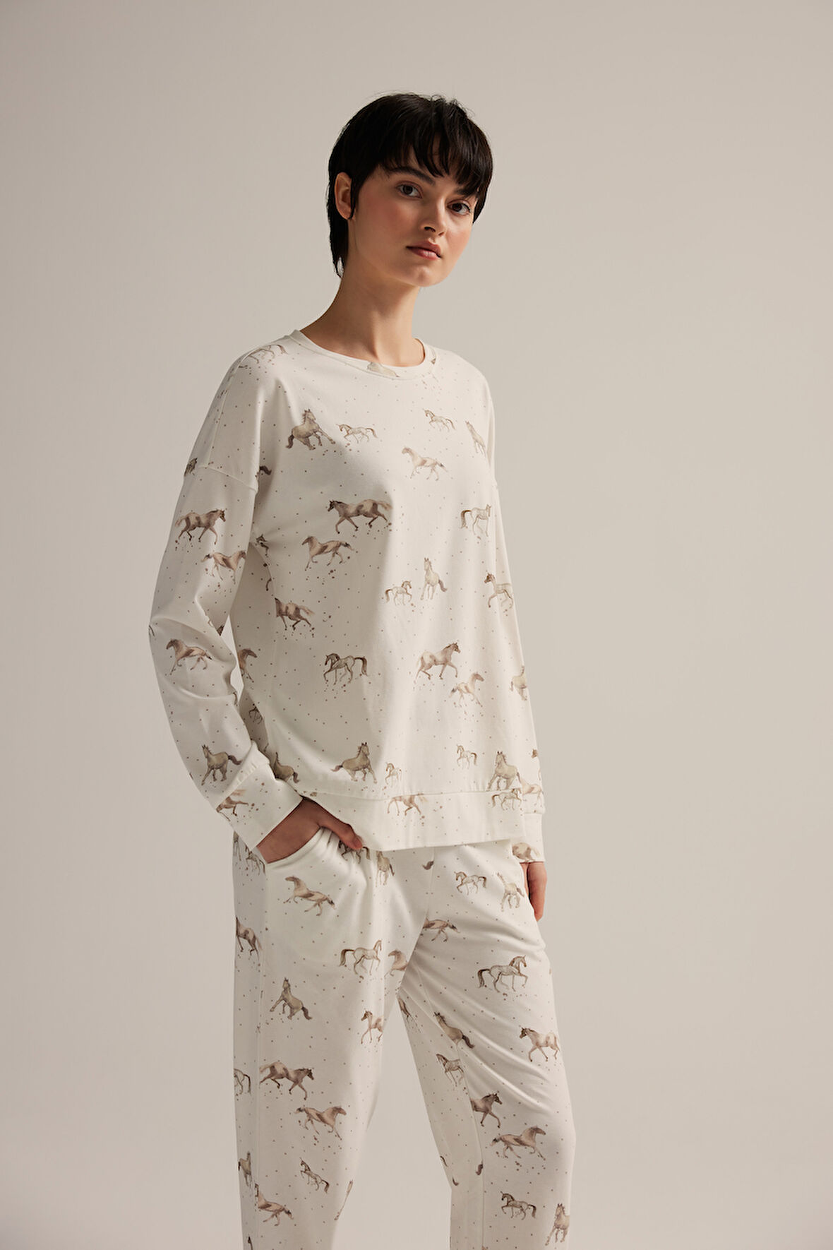 Kadın Pamuklu Uzun Kollu Pijama Üstü