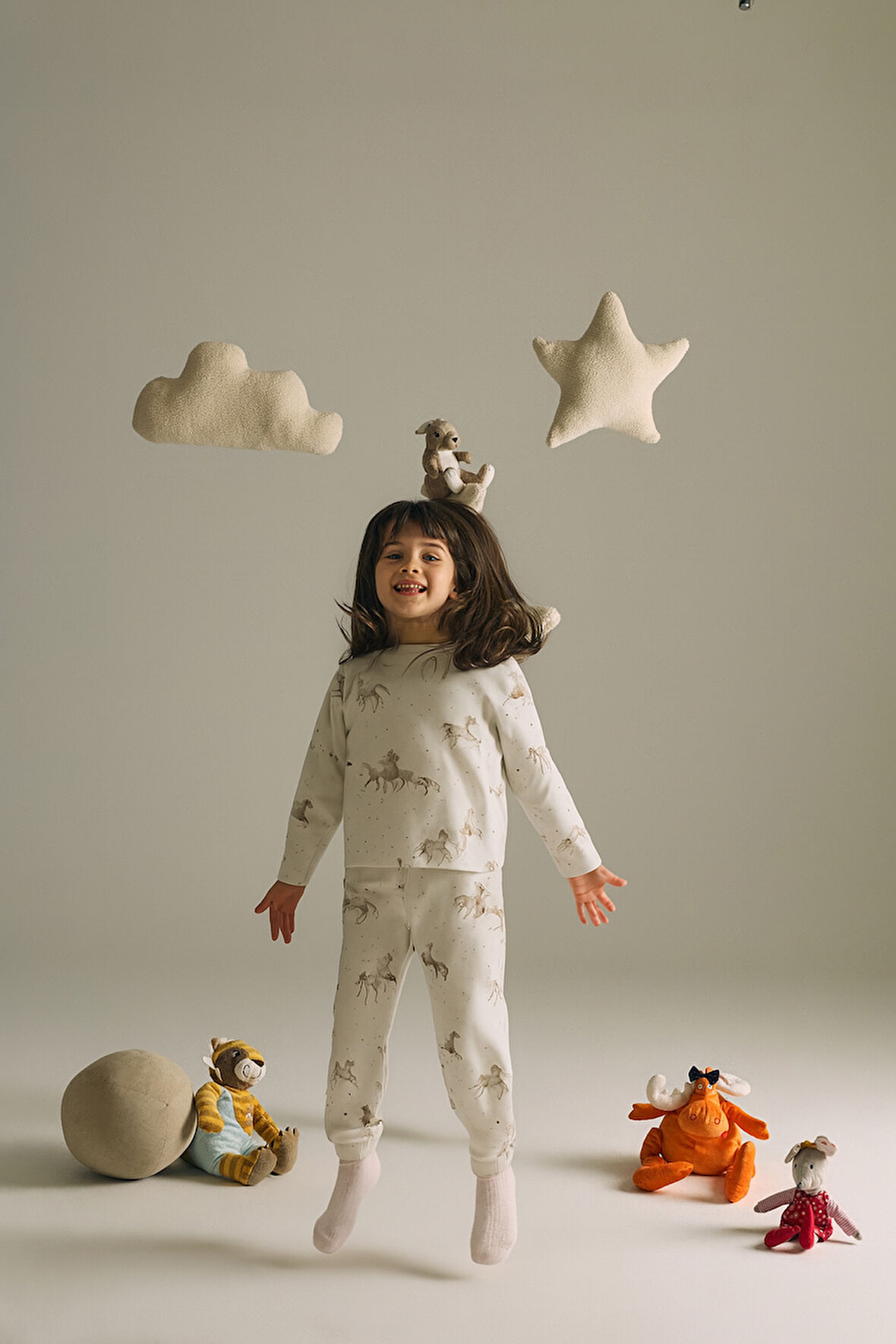 Kız Çocuk Pamuklu Uzun Kollu Pijama Takımı