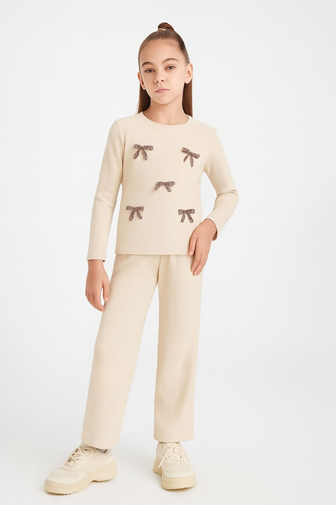 Kız Çocuk Waffle Kumaş Fiyonk Detaylı Alt Üst Takım Ak13586