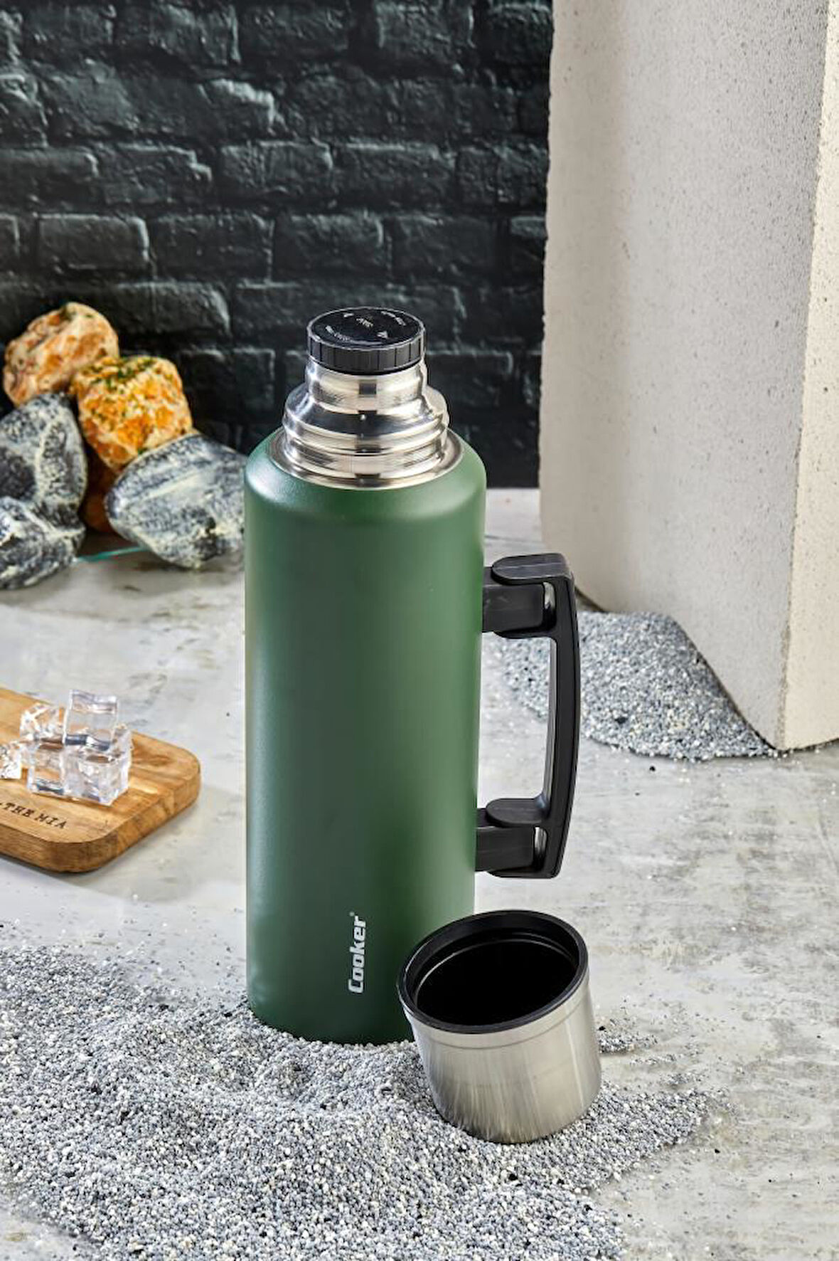 Cooker 1,5 Litre Kulplu Çelik Termos CKR-2085 Yeşil