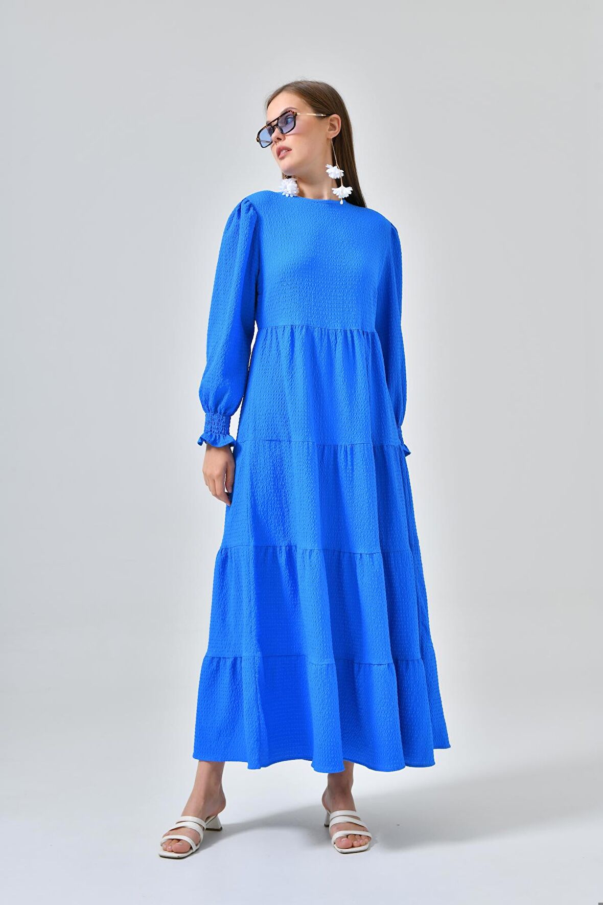 Saks Mavi Bisiklet Yaka Kol Gipe Detaylı Kat Kat Elbise