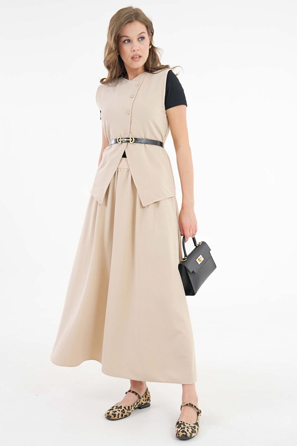 Bej Çapraz Kesim Kemerli Yelek- Beli Lastikli Büzgülü Etek Örme Alt Üst Takım