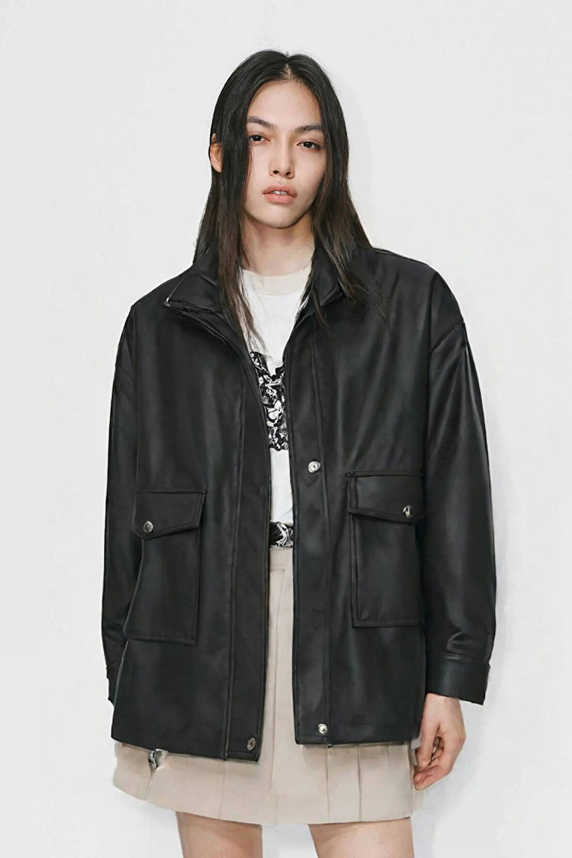 Siyah - S Kadın Relax Fit Dik Yaka Çıtçıtlı Fermuarlı Cepli  Suni Deri Bomber Ceket - Belden Ayarlanabilir