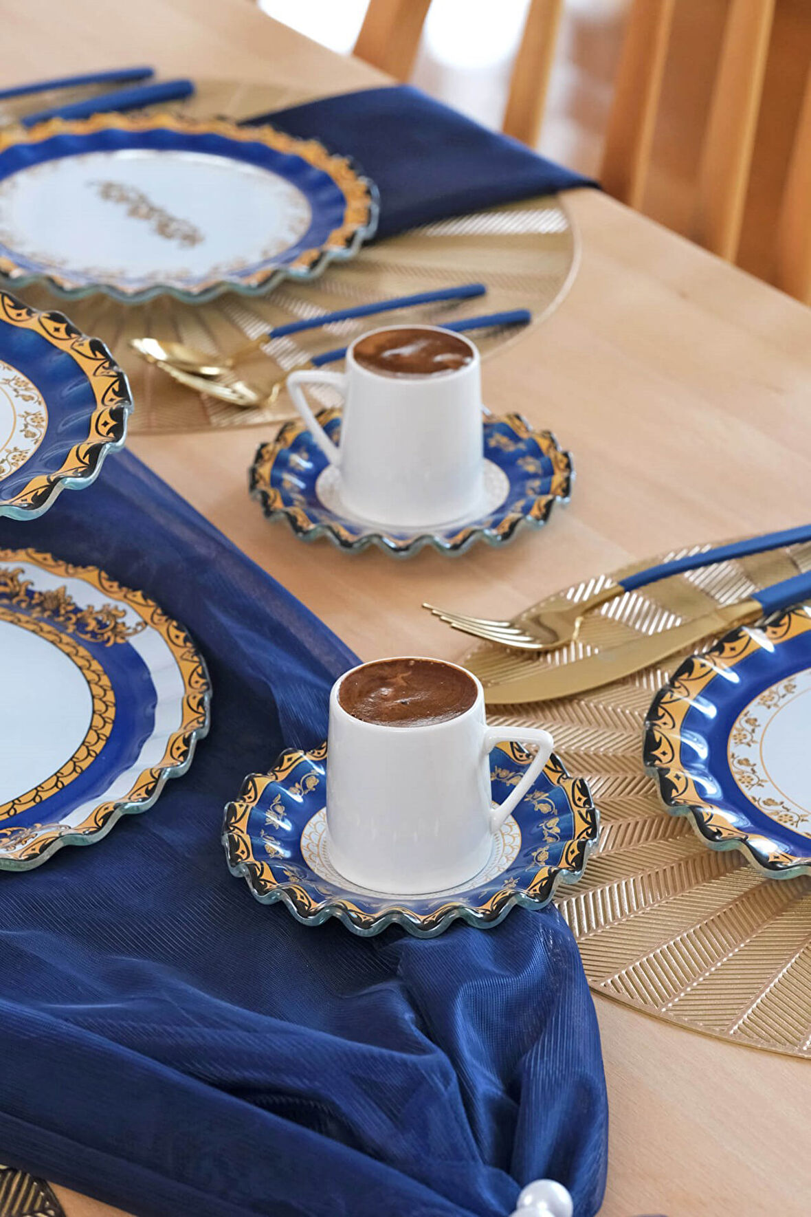 Glore Elegance 6 Kişilik Cam Kahve Takımı