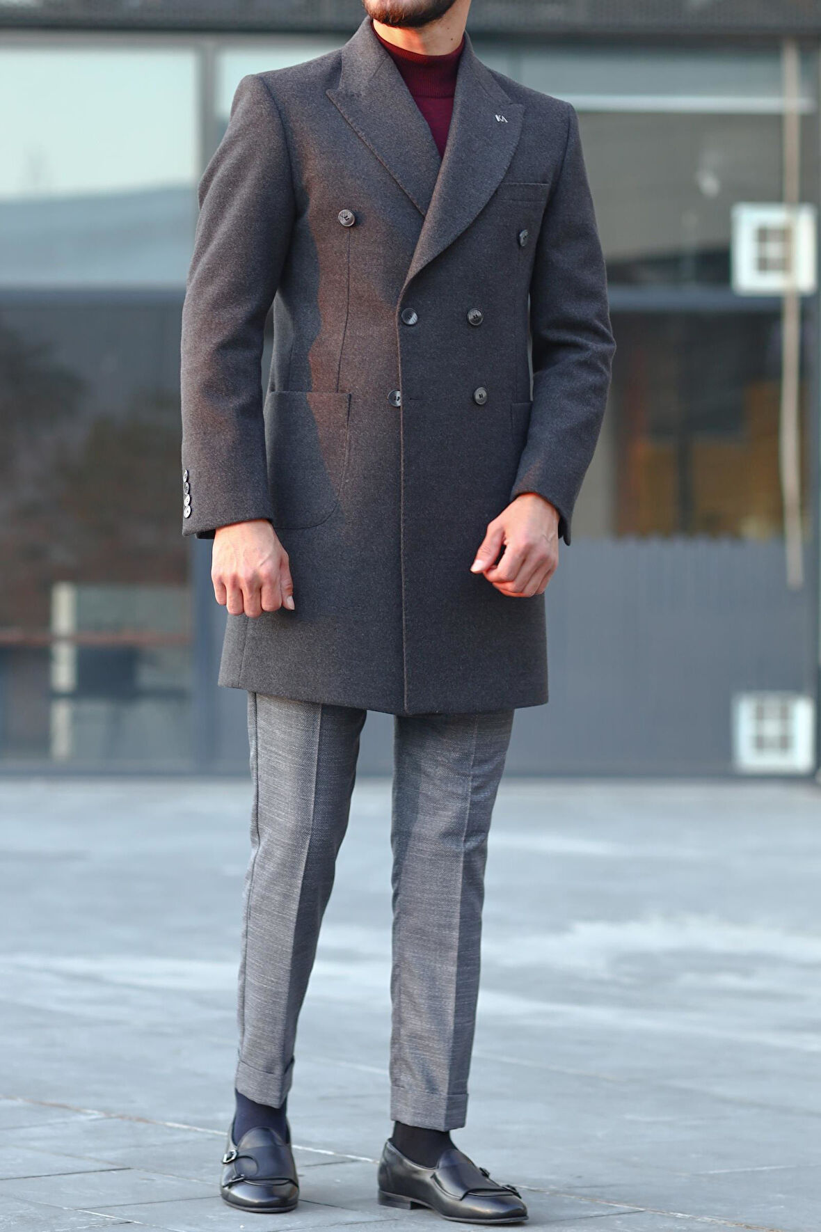 Geniş Yaka Erkek Kruvaze Kaban - Modern Kesim