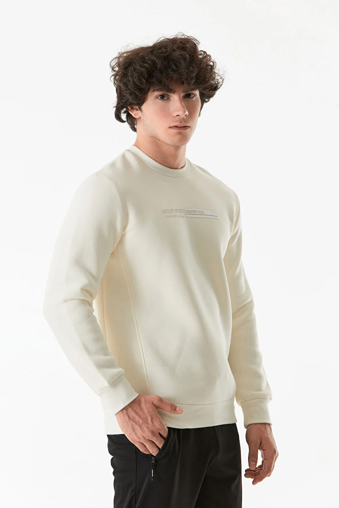 3 İplik Kabartma Baskılı Bisiklet Yaka Sweatshirt