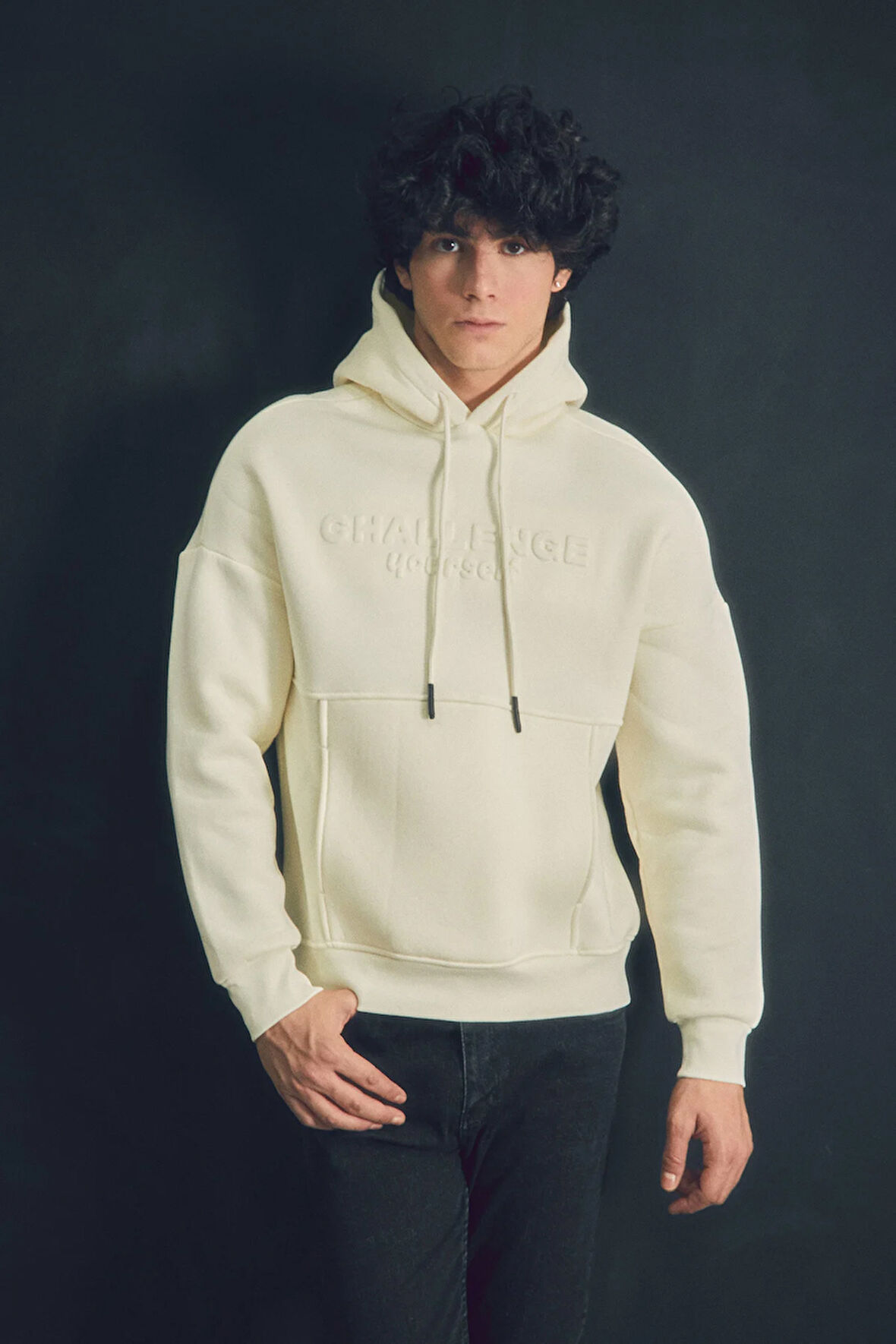 3 İplik Kabartma Baskılı Kapüşonlu Kanguru Cepli Sweatshirt