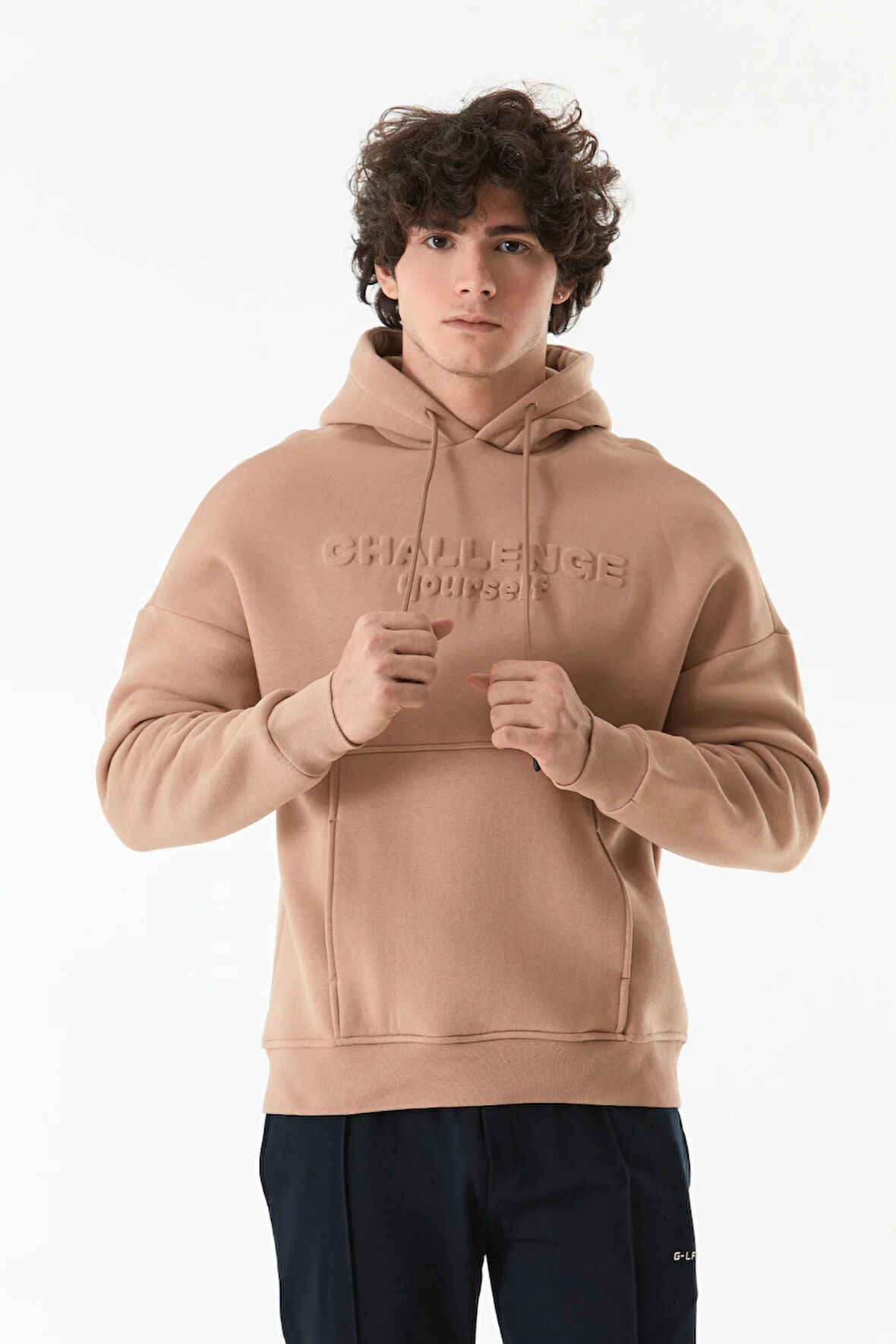 3 İplik Kabartma Baskılı Kapüşonlu Kanguru Cepli Sweatshirt
