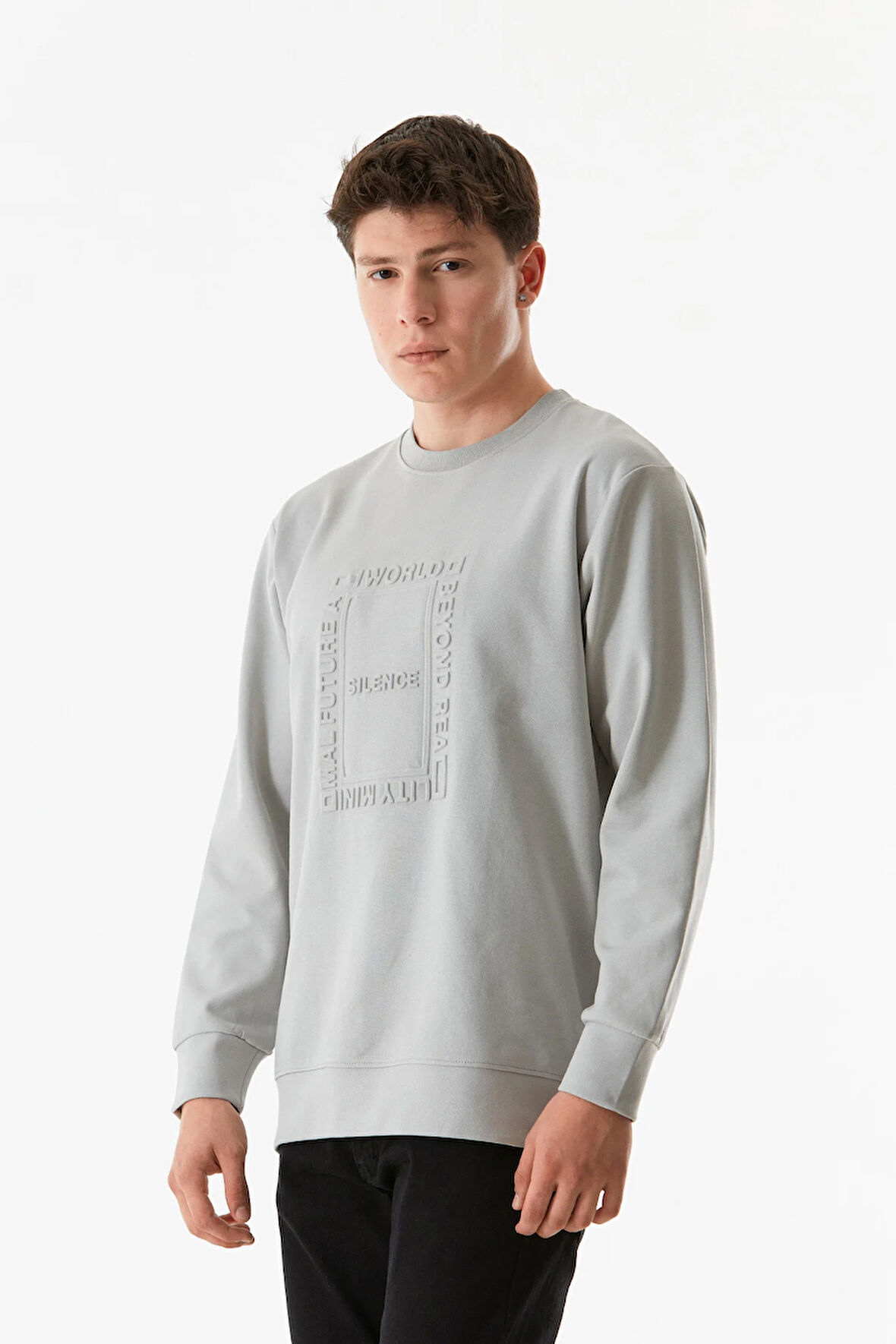 Yazı Kabartmalı Bisiklet Yaka Sweatshirt